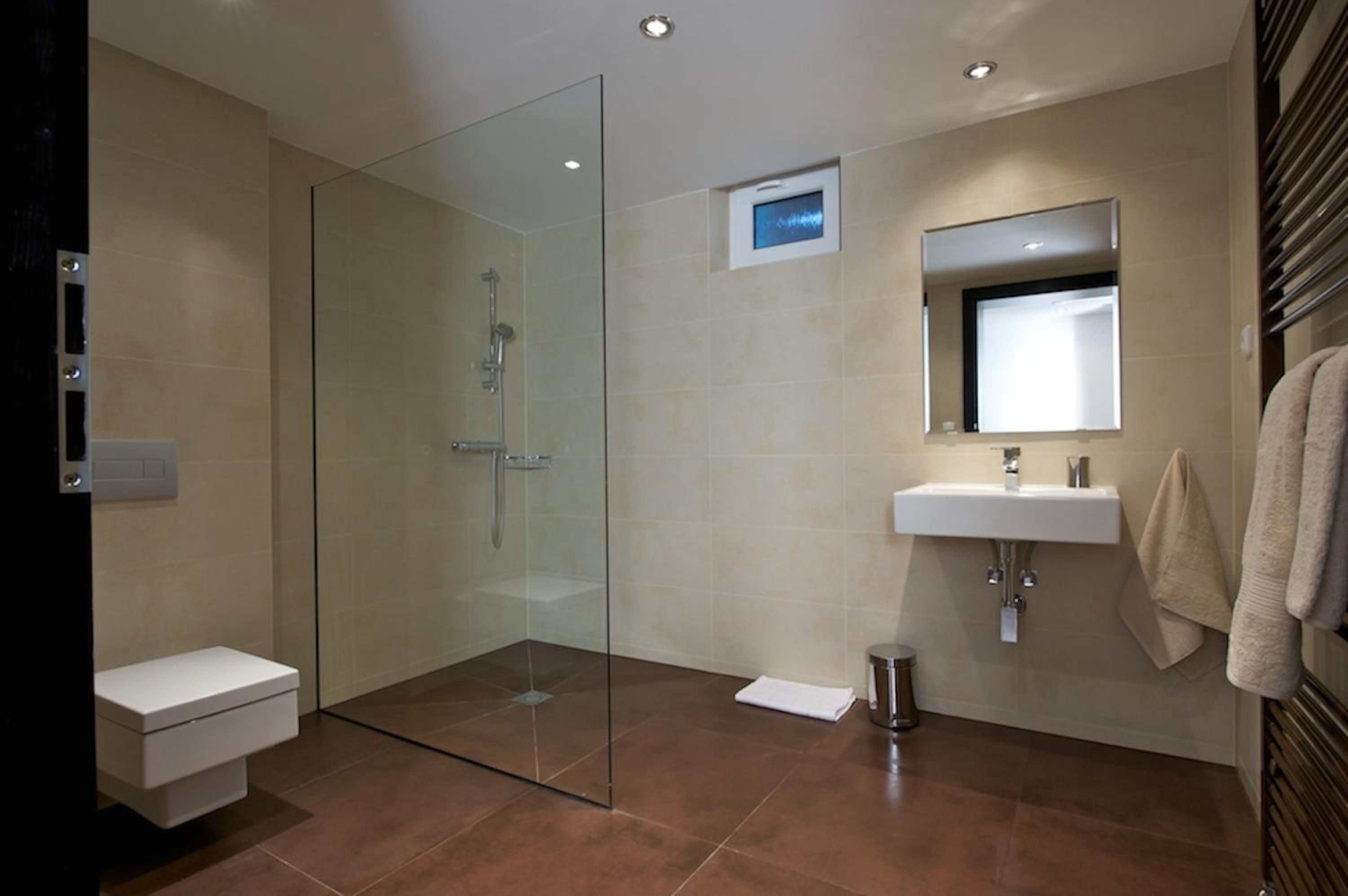 Two-Bedroom Apartment - Wheelchair Access photo 2