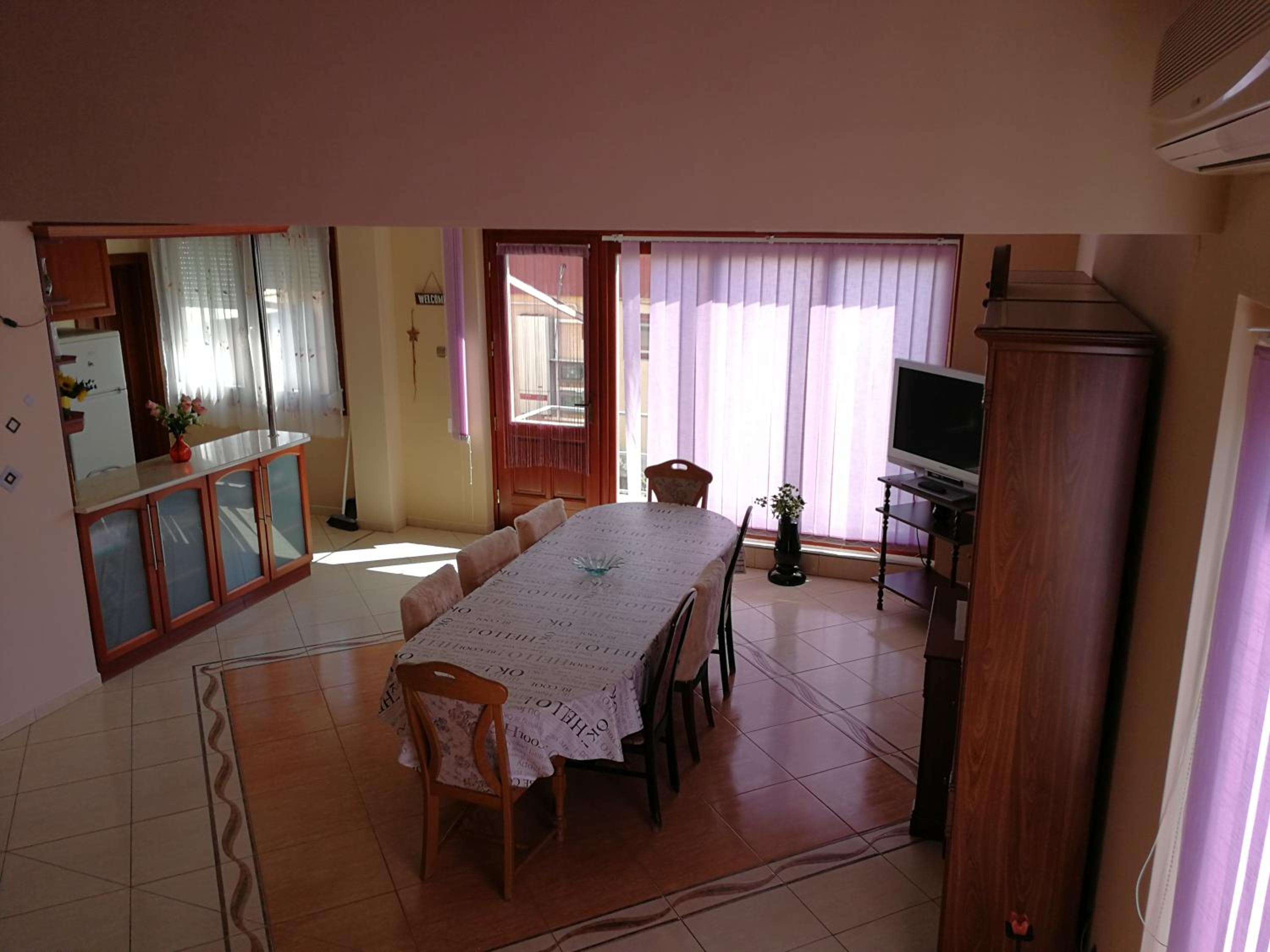 Three-Bedroom Villa photo 1