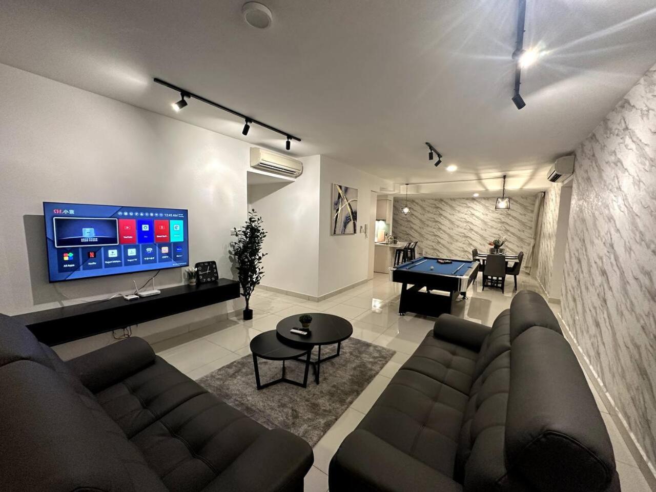 Apartment photo 2