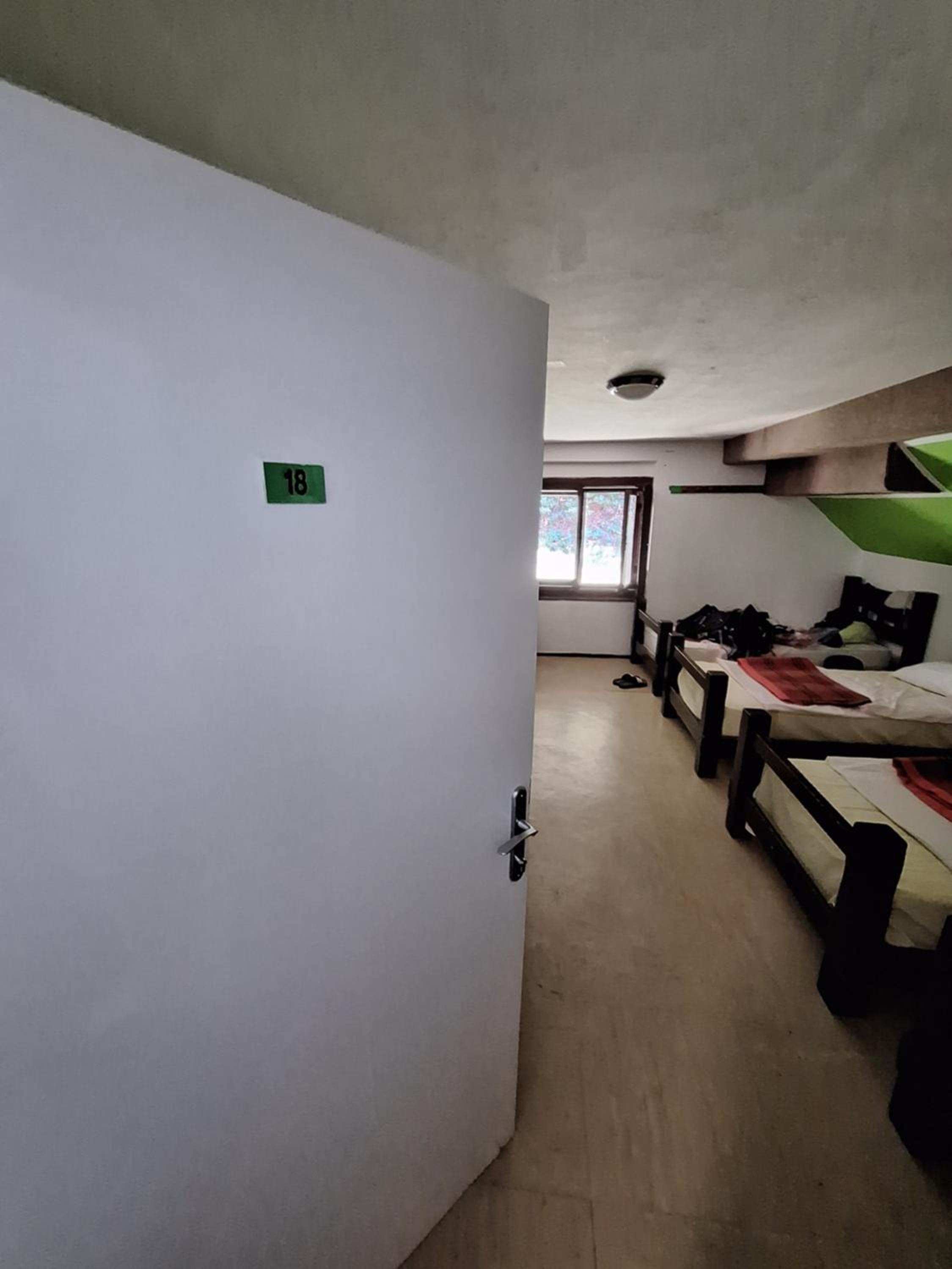 Single Bed in Mixed Dormitory Room photo 2