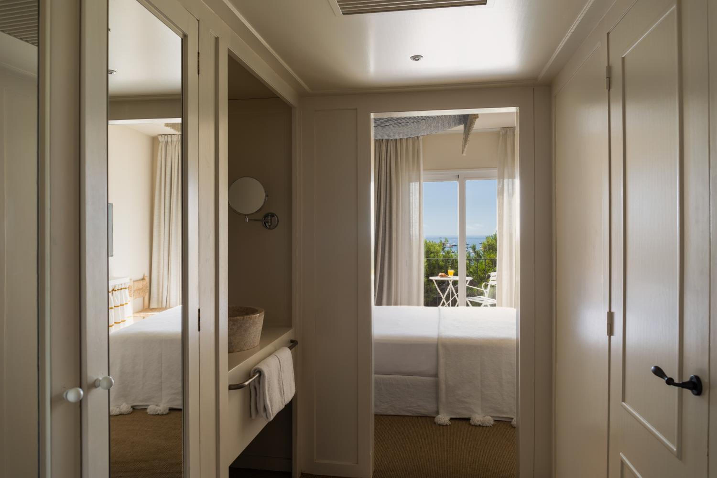Double Room with Sea View photo 3