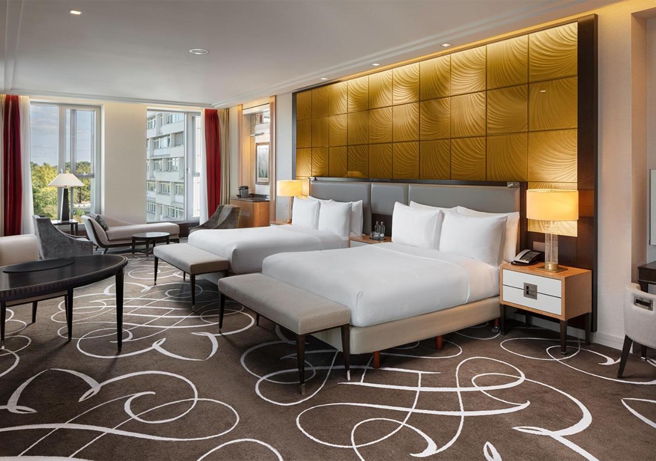 Junior Twin Suite