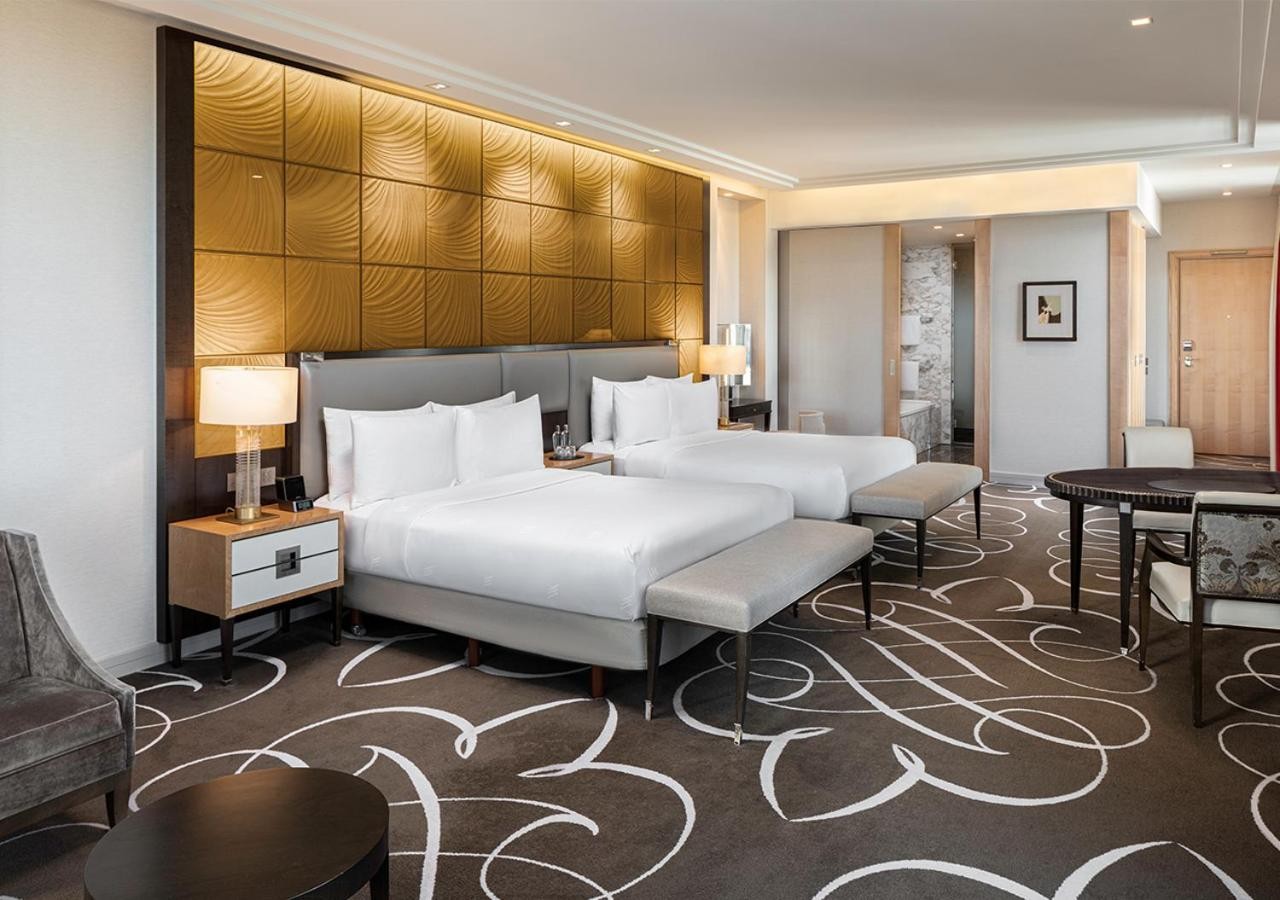 Junior Twin Suite