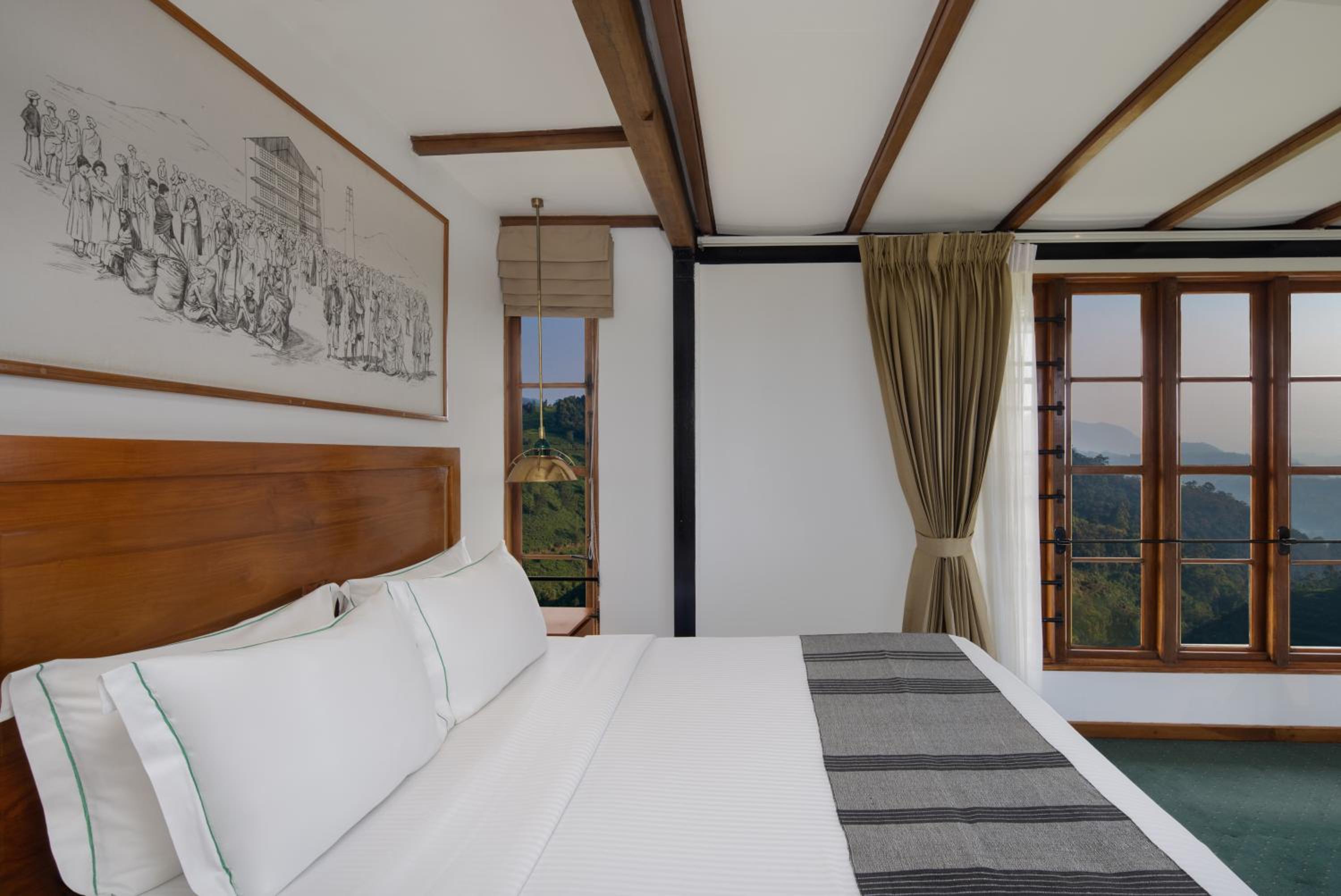 Bed & Sleeping Area