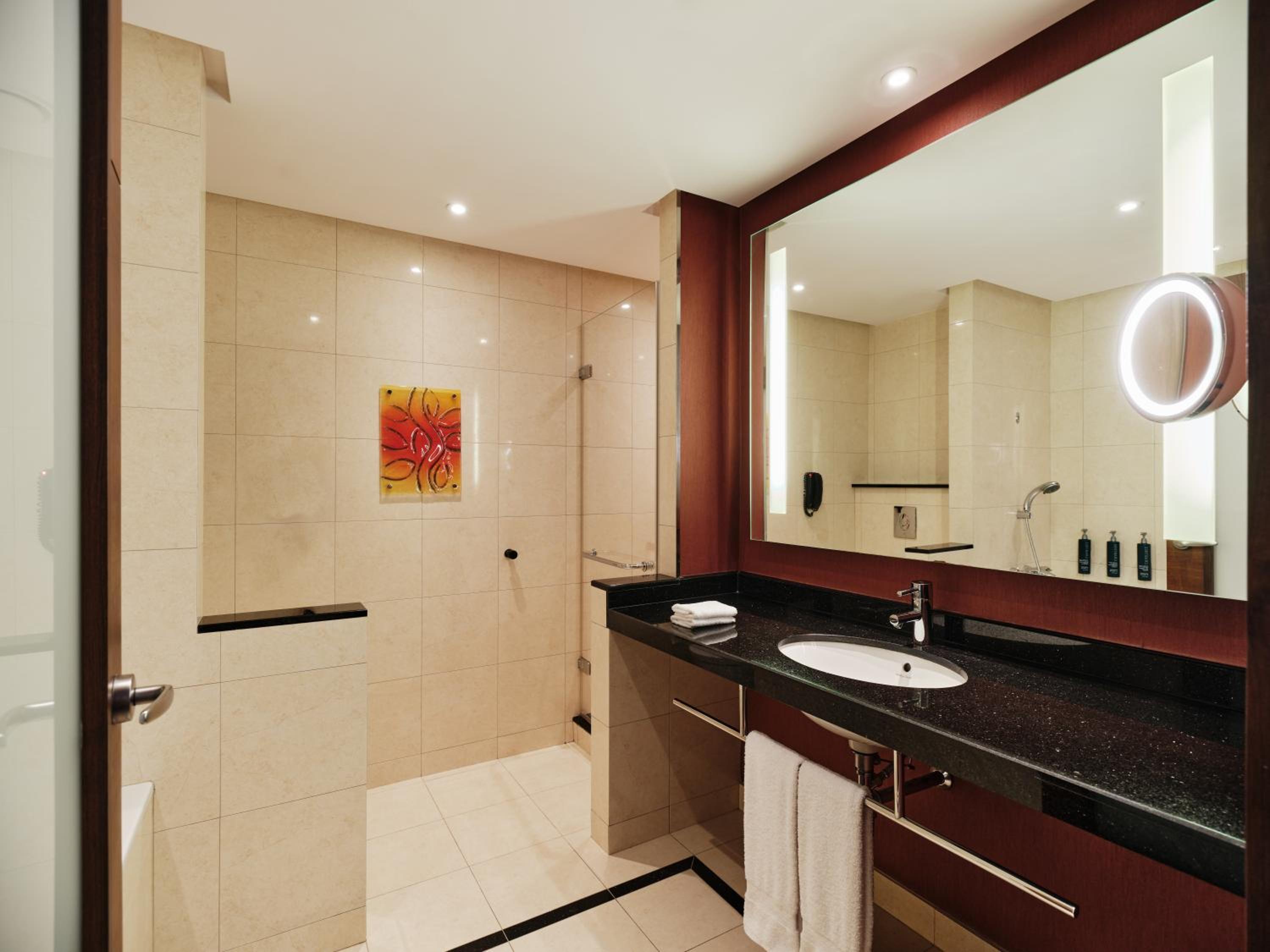 King Guest Room - Photo 3
