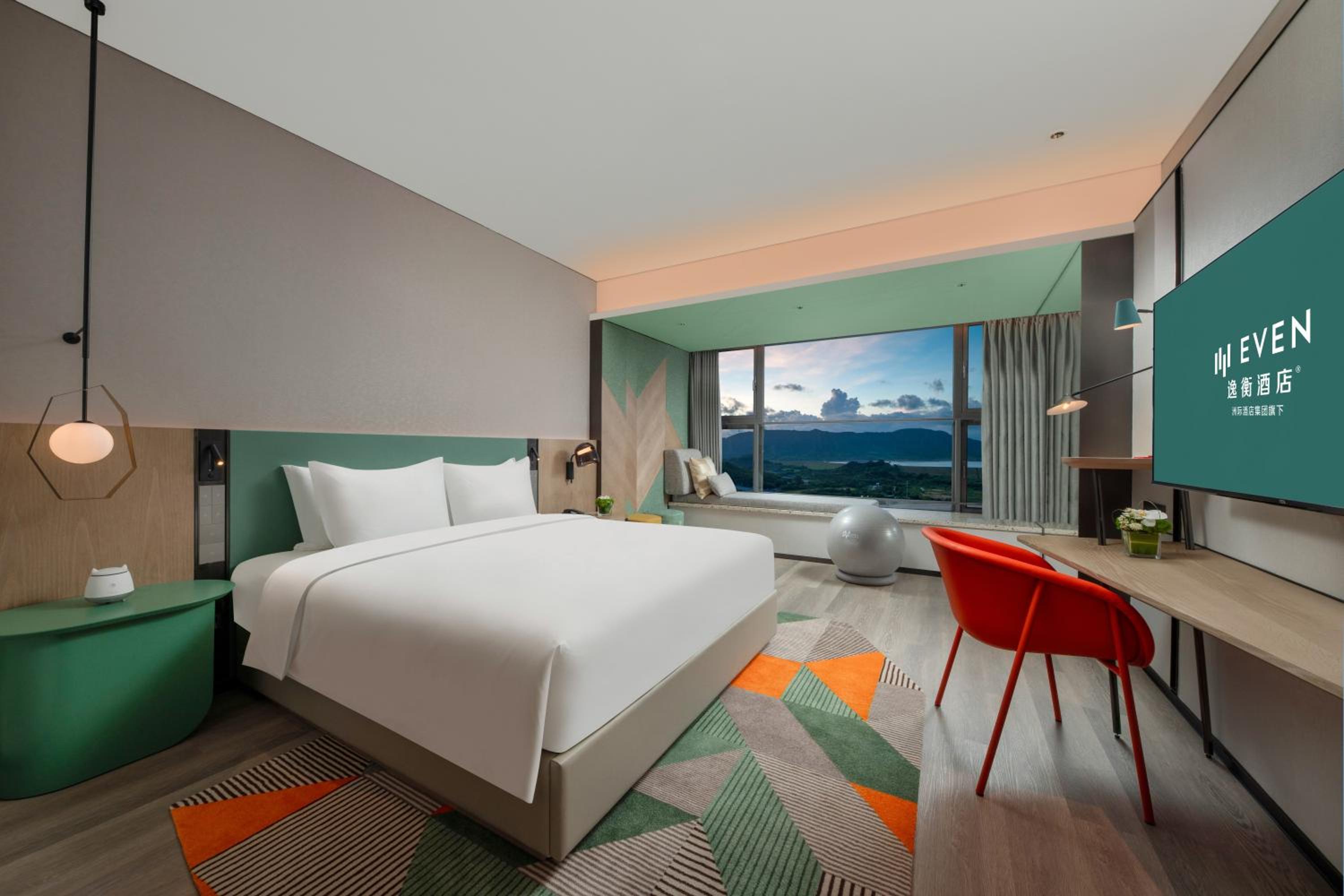 Standard King Room - Accessible