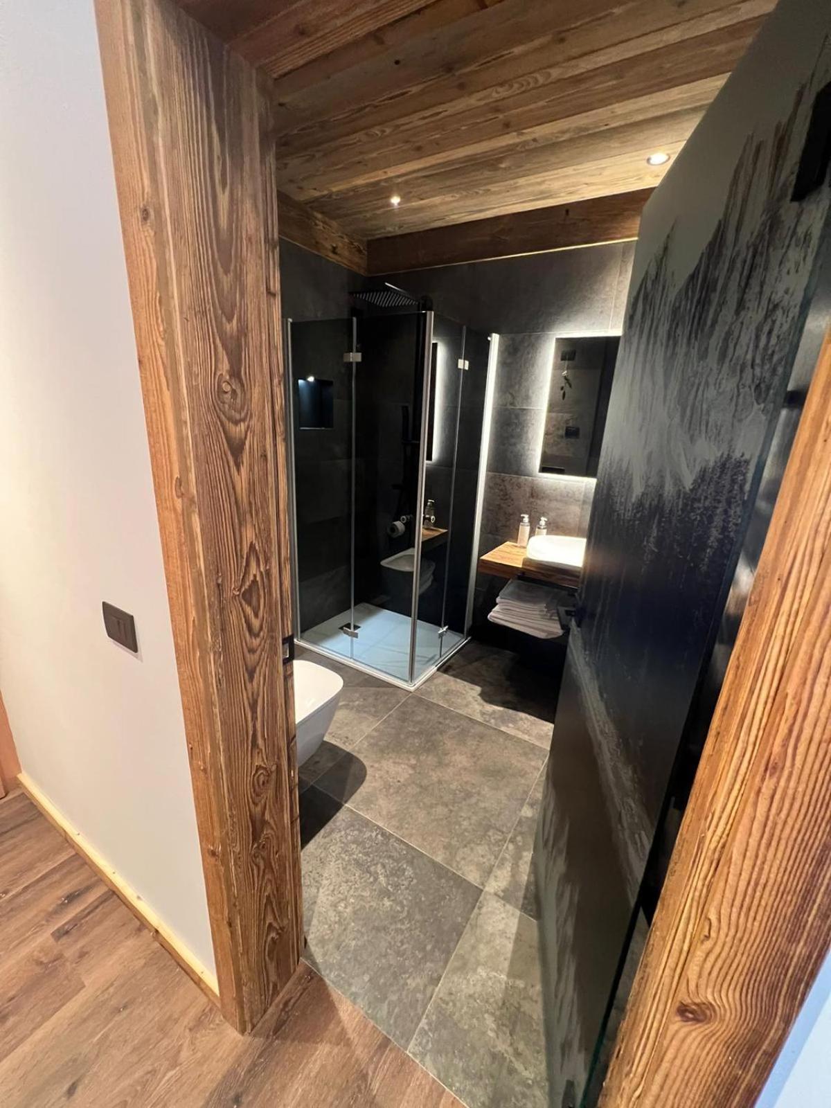 Superior Triple Room photo 2