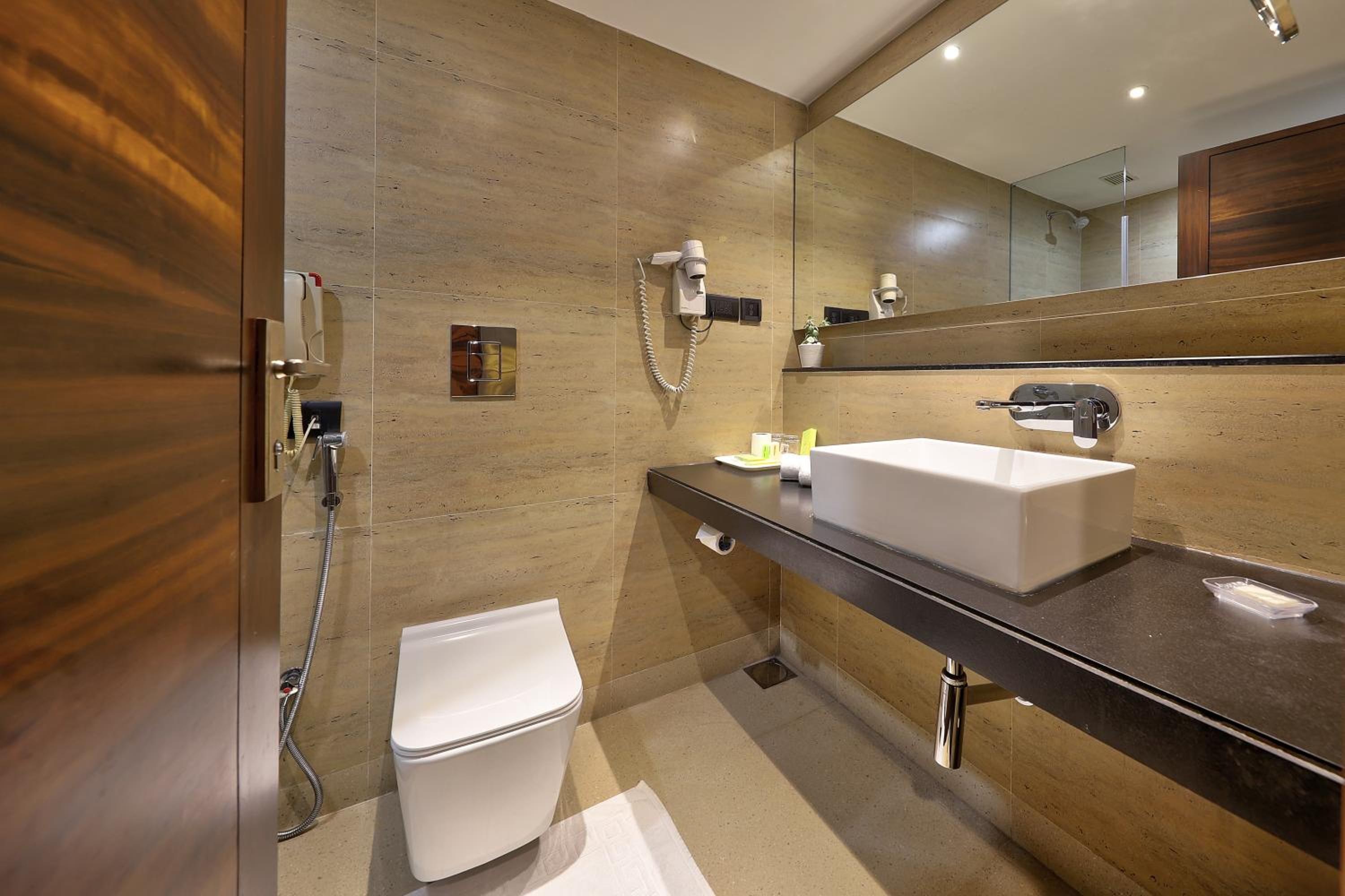 Smart Space Room with 20% discount on Food & Soft Beverage - Photo 5