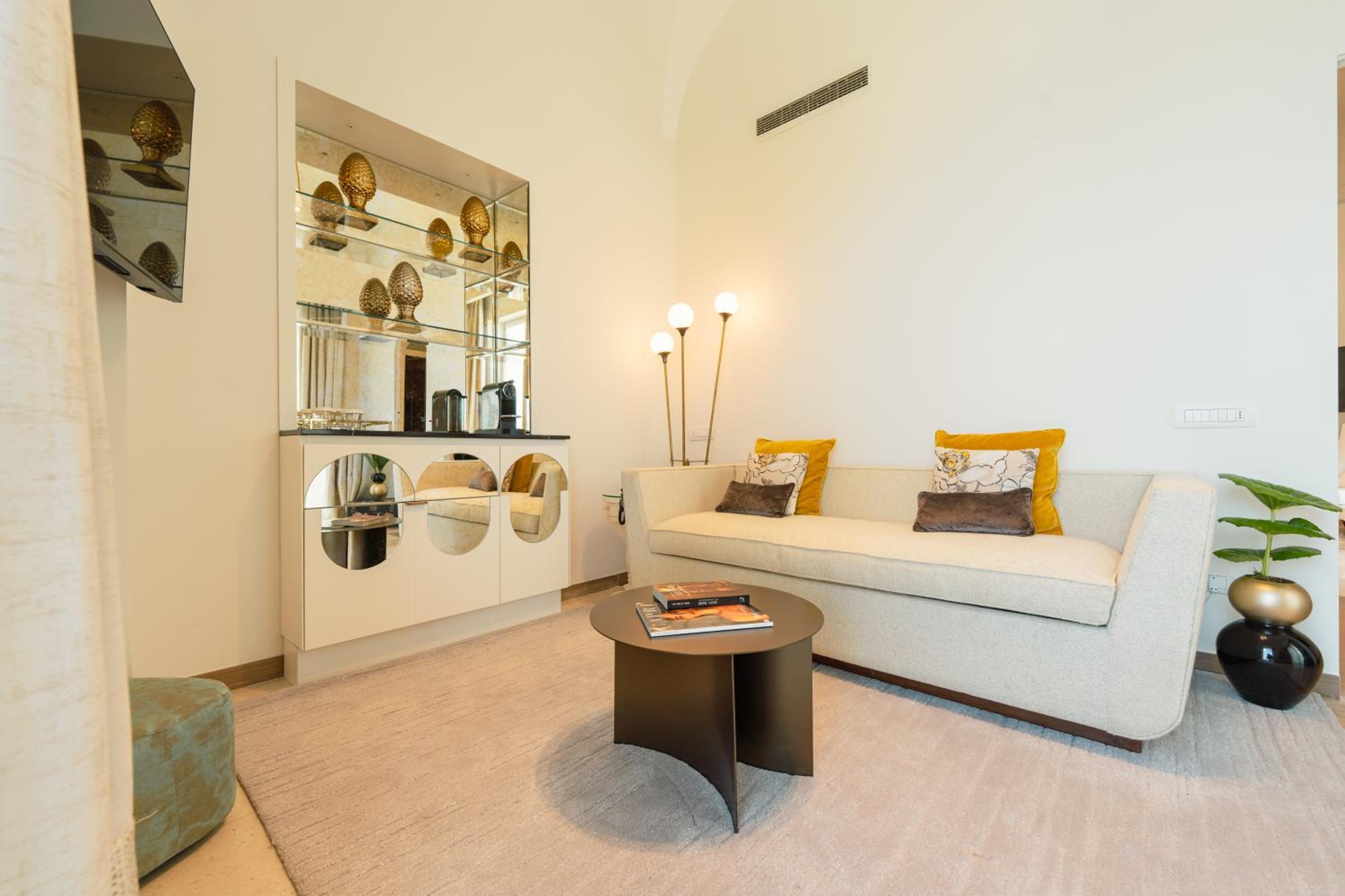 Castello Suite - Photo 8