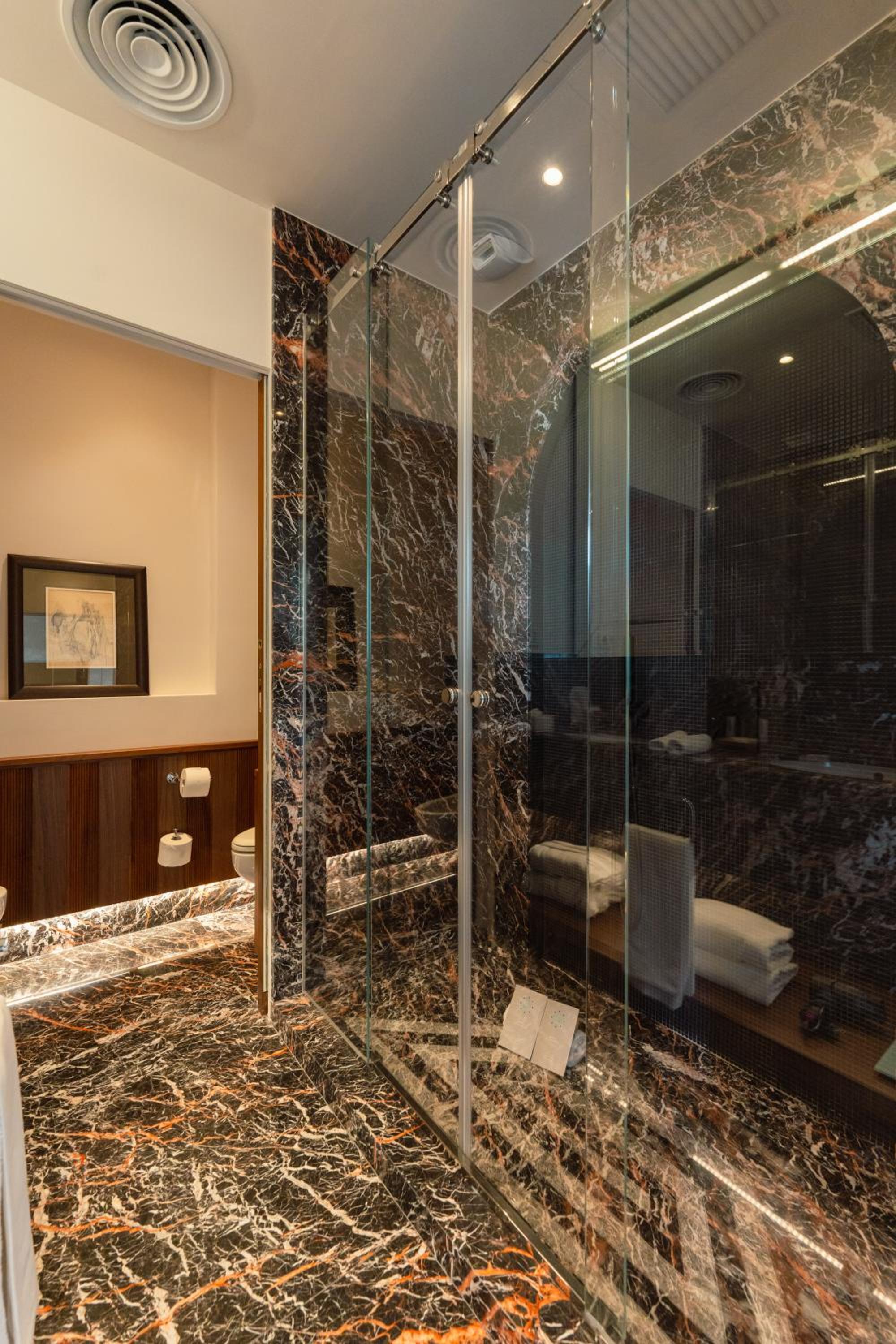 Castello Suite - Photo 11