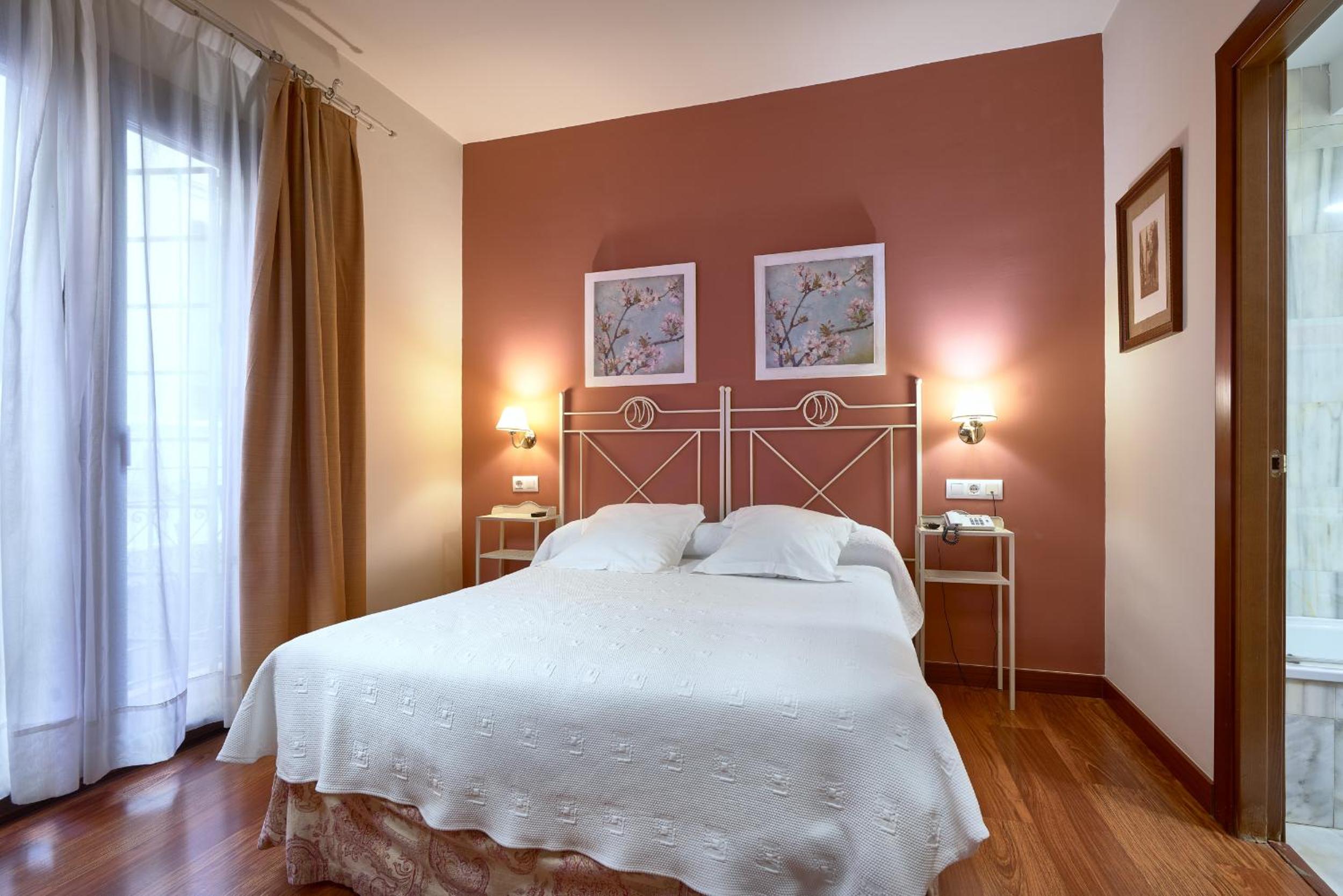 Double Room - Photo 1