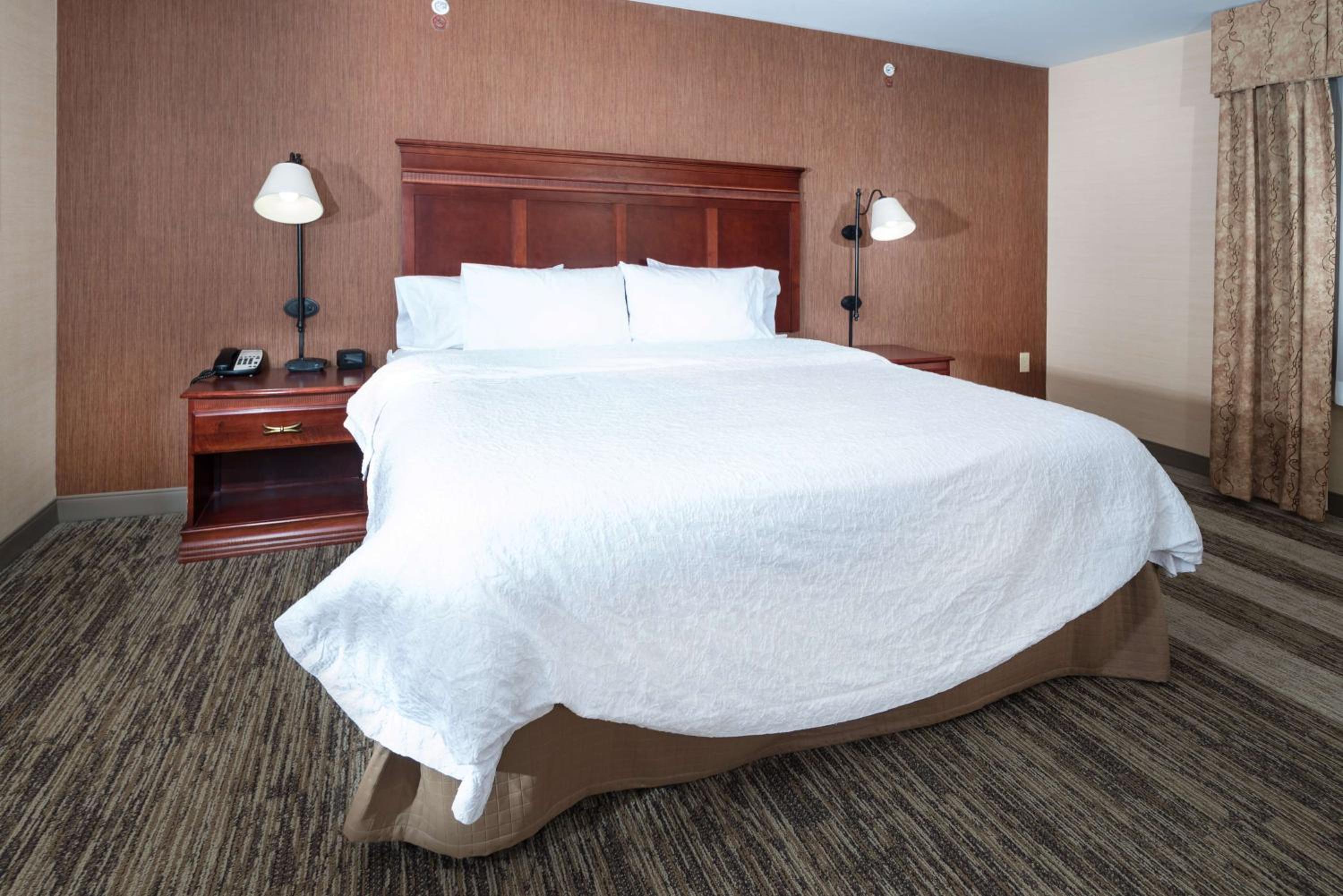 King Room - Hearing Access/Non-Smoking - Photo 1