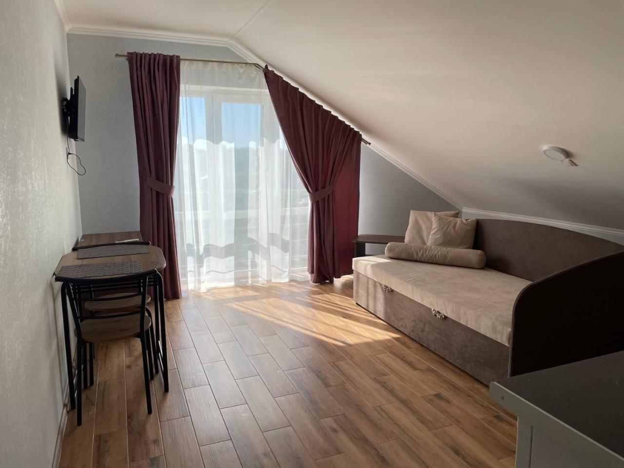 Small Single Room
