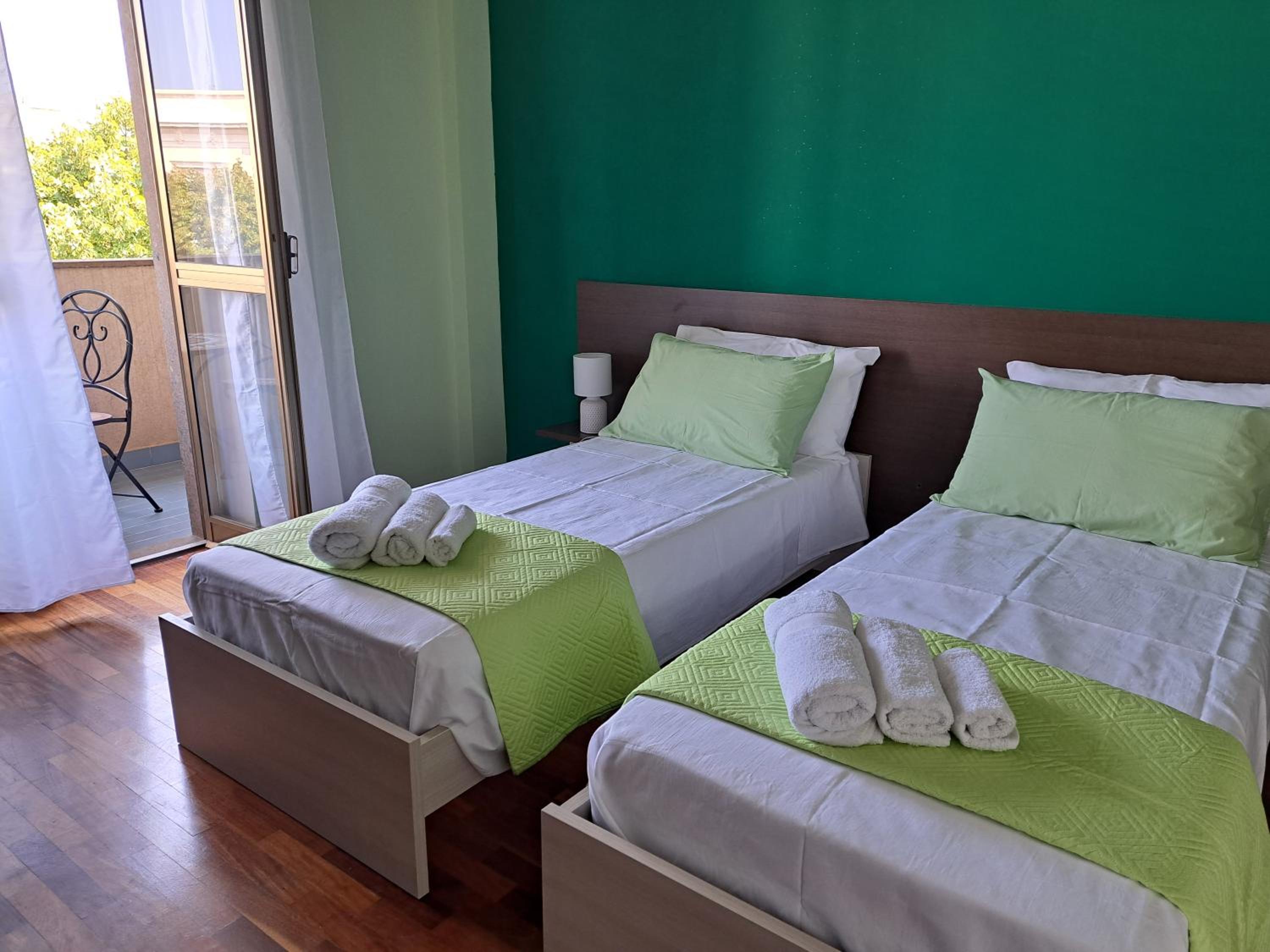 Quadruple Room with Private Bathroom