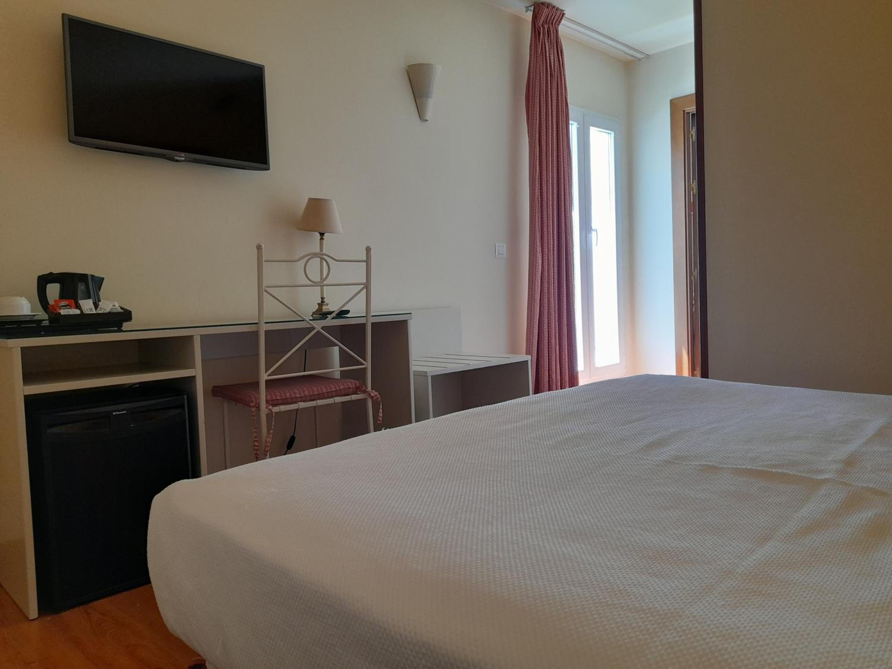 Superior Double Room - Photo 12