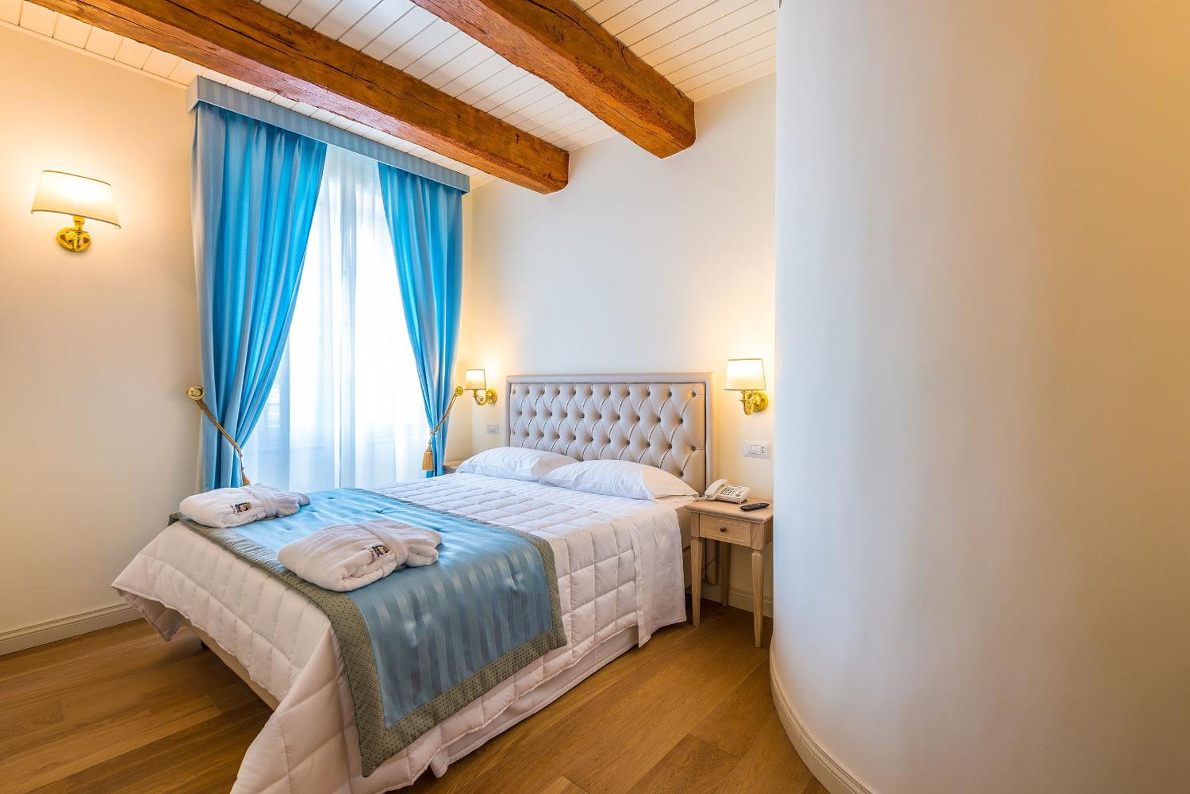 Double or Twin Room with Spa Access photo 2