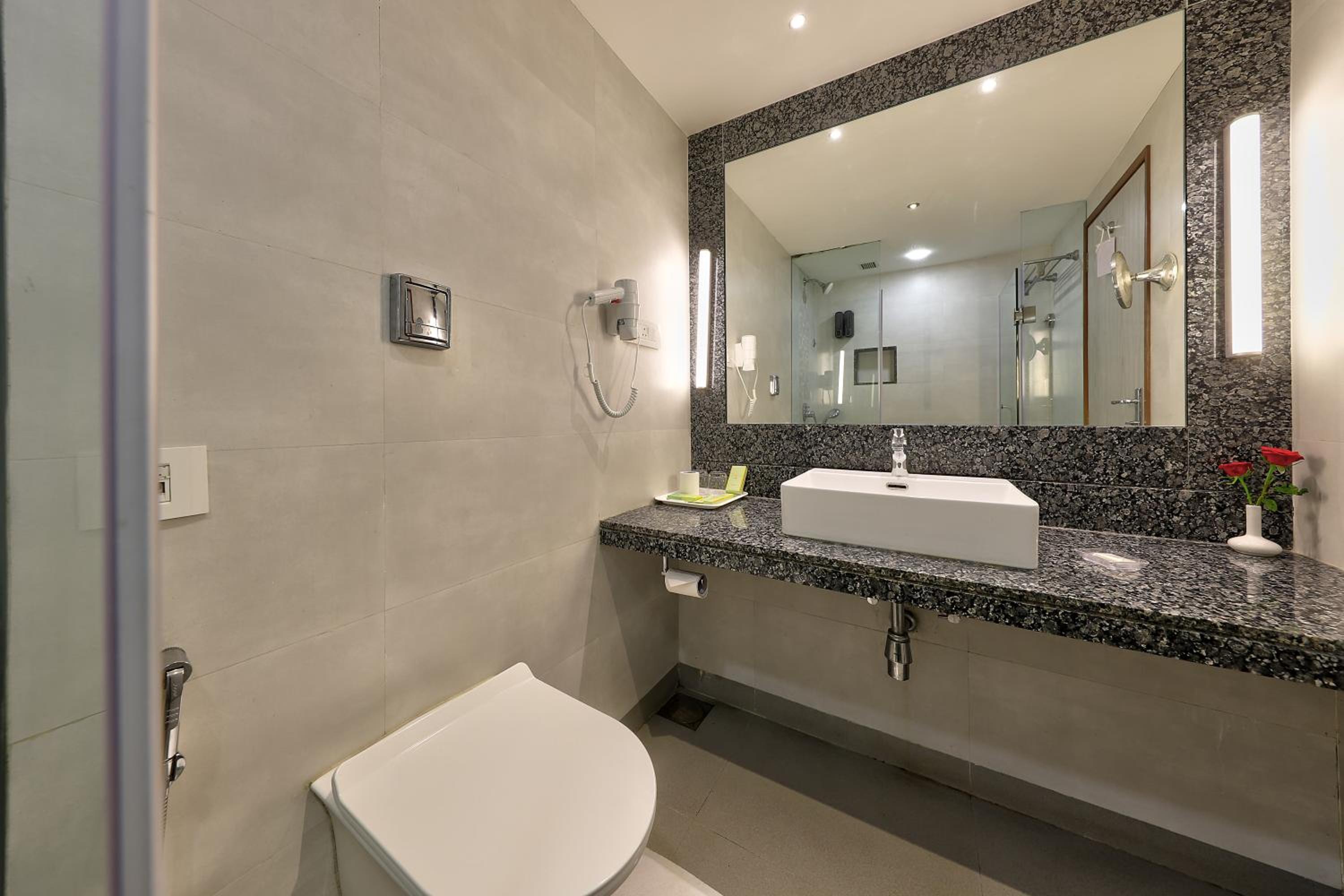 Superior Room with 20% discount on Food & Soft Beverage - Photo 4