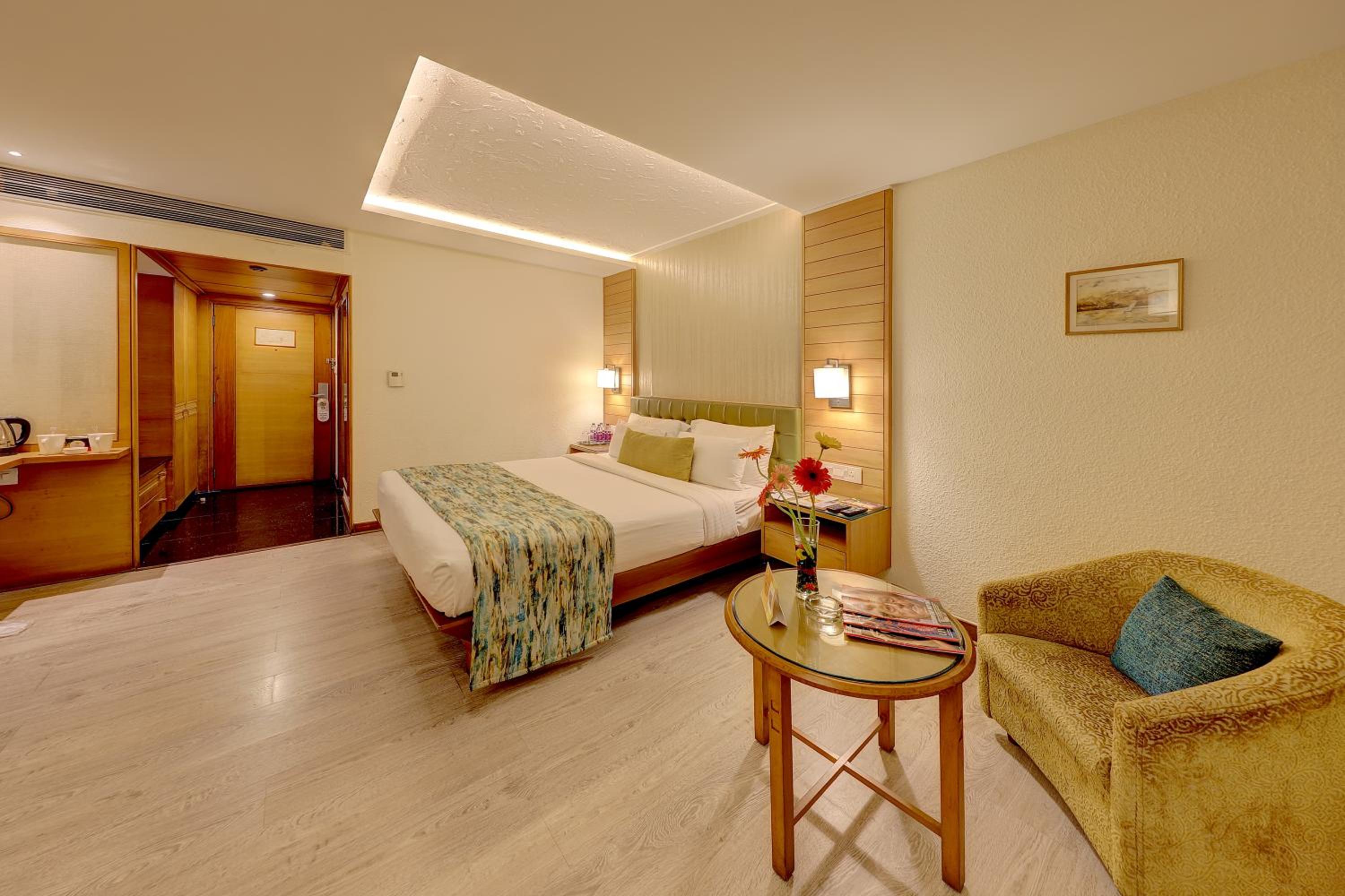 Superior Room with 20% discount on Food & Soft Beverage - Photo 3
