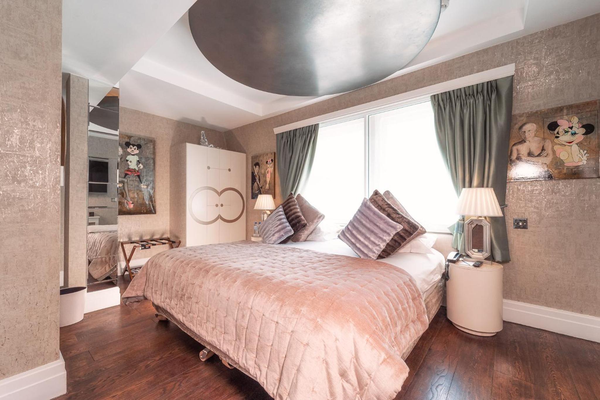 Junior Suite with Balcony