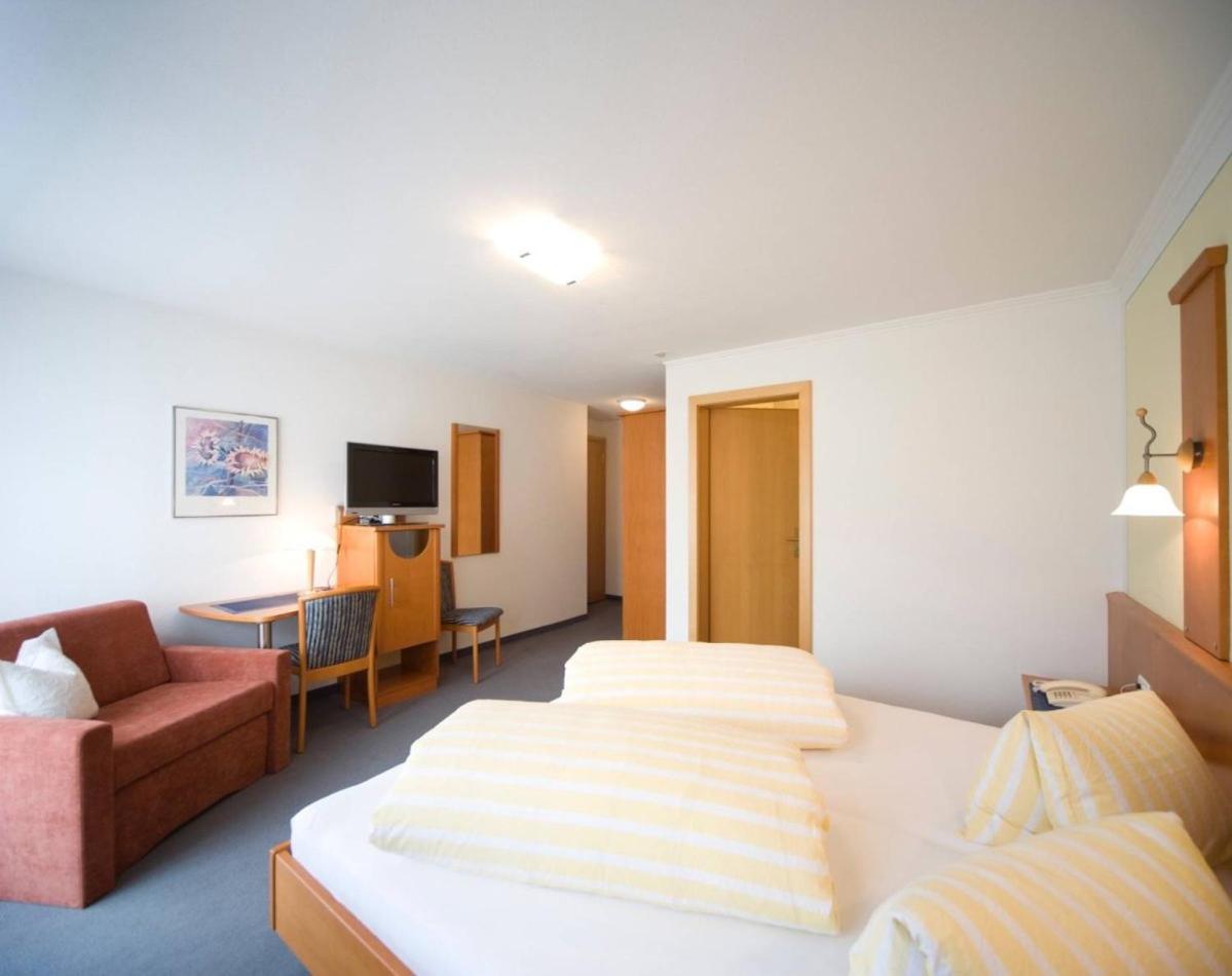 Double Room with Balcony photo 3