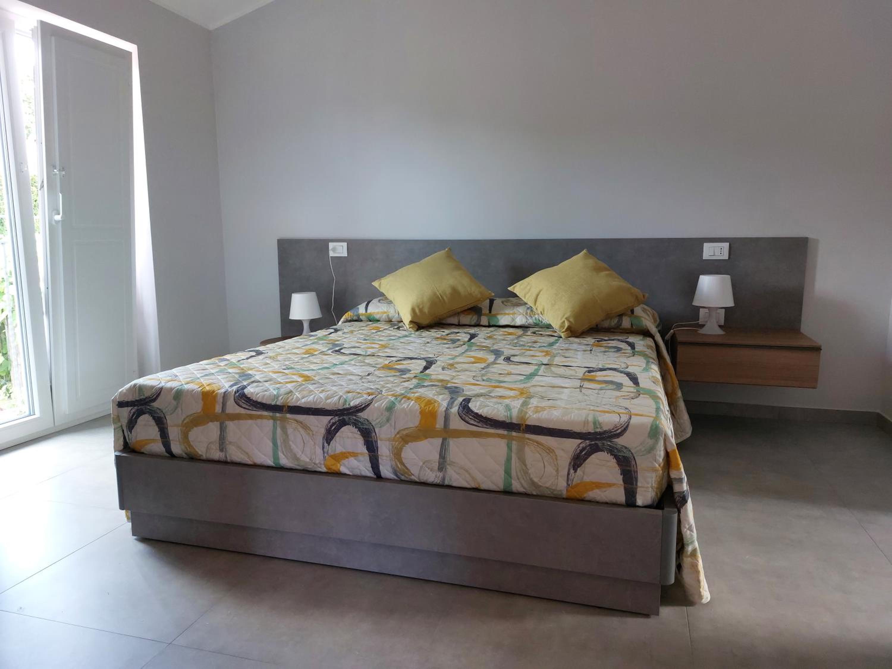 Two-Bedroom House photo 3