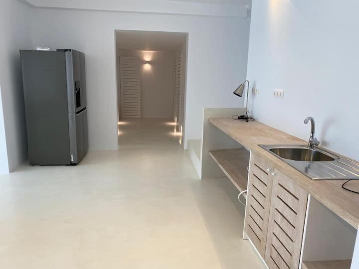 Villa photo 2