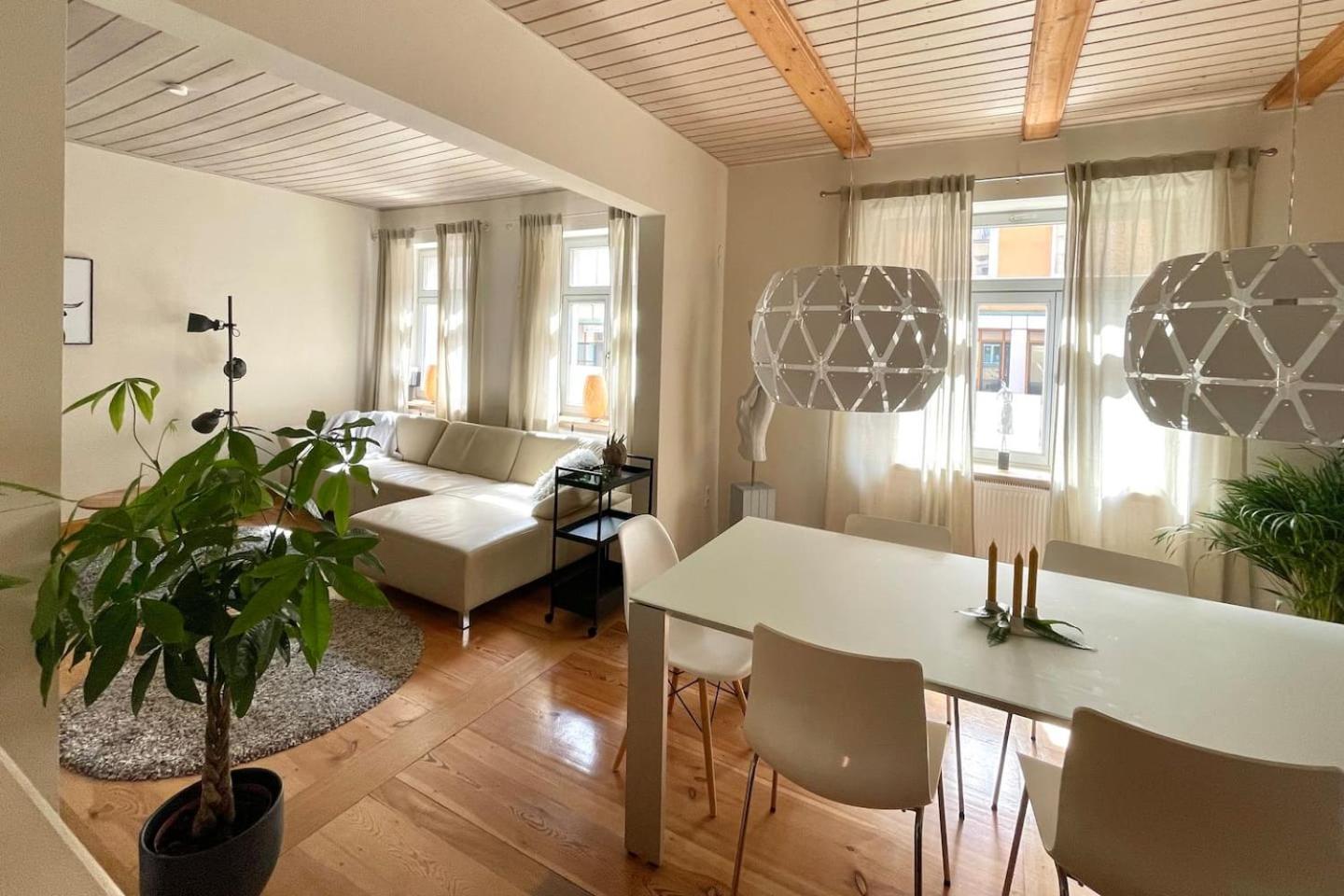 One-Bedroom Apartment with Garden View photo 3