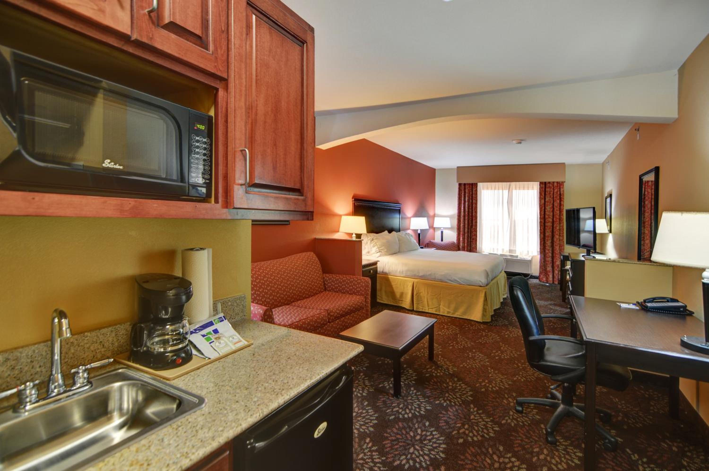 King Suite - Photo 7