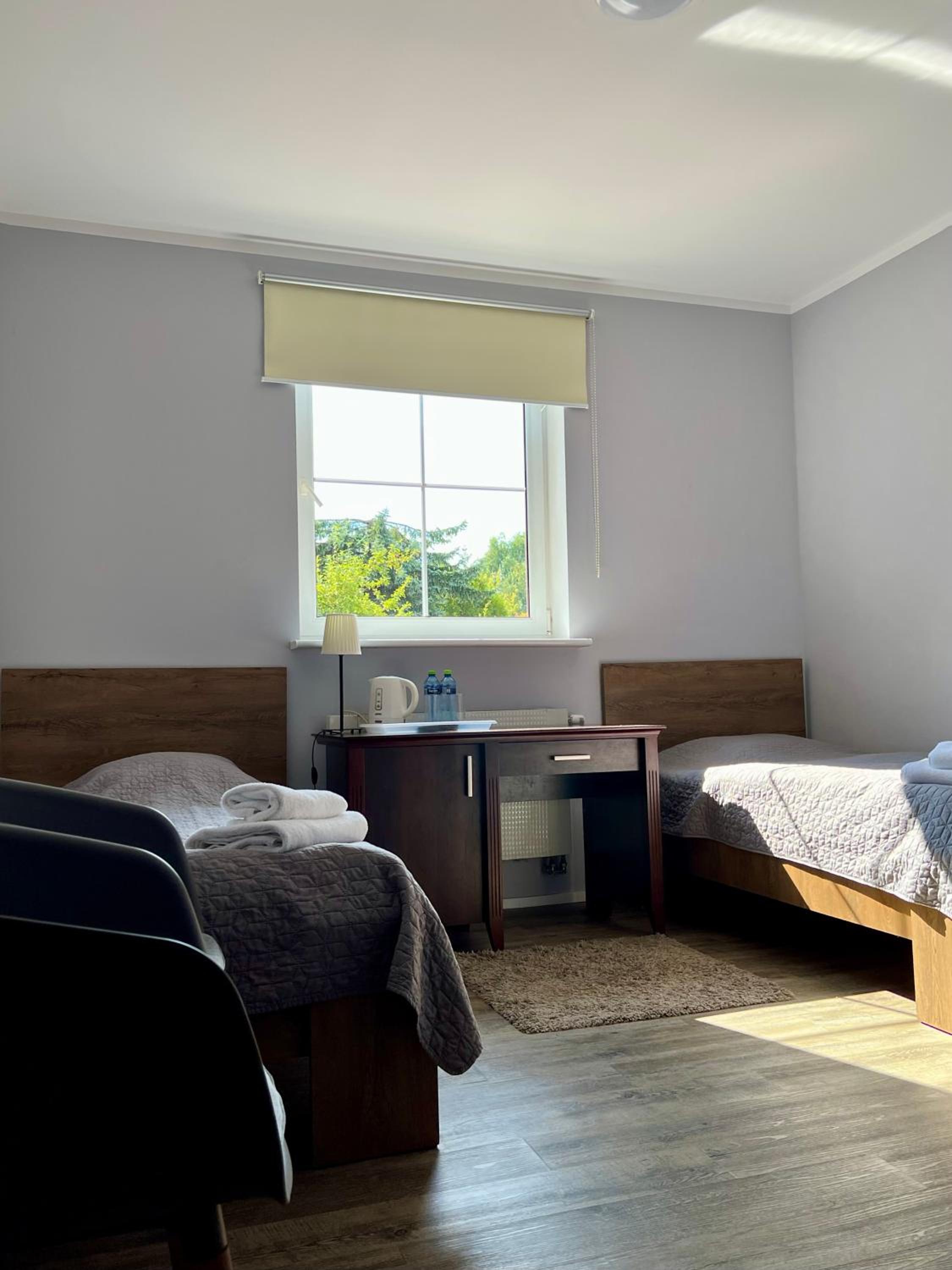 Twin Room - Photo 1