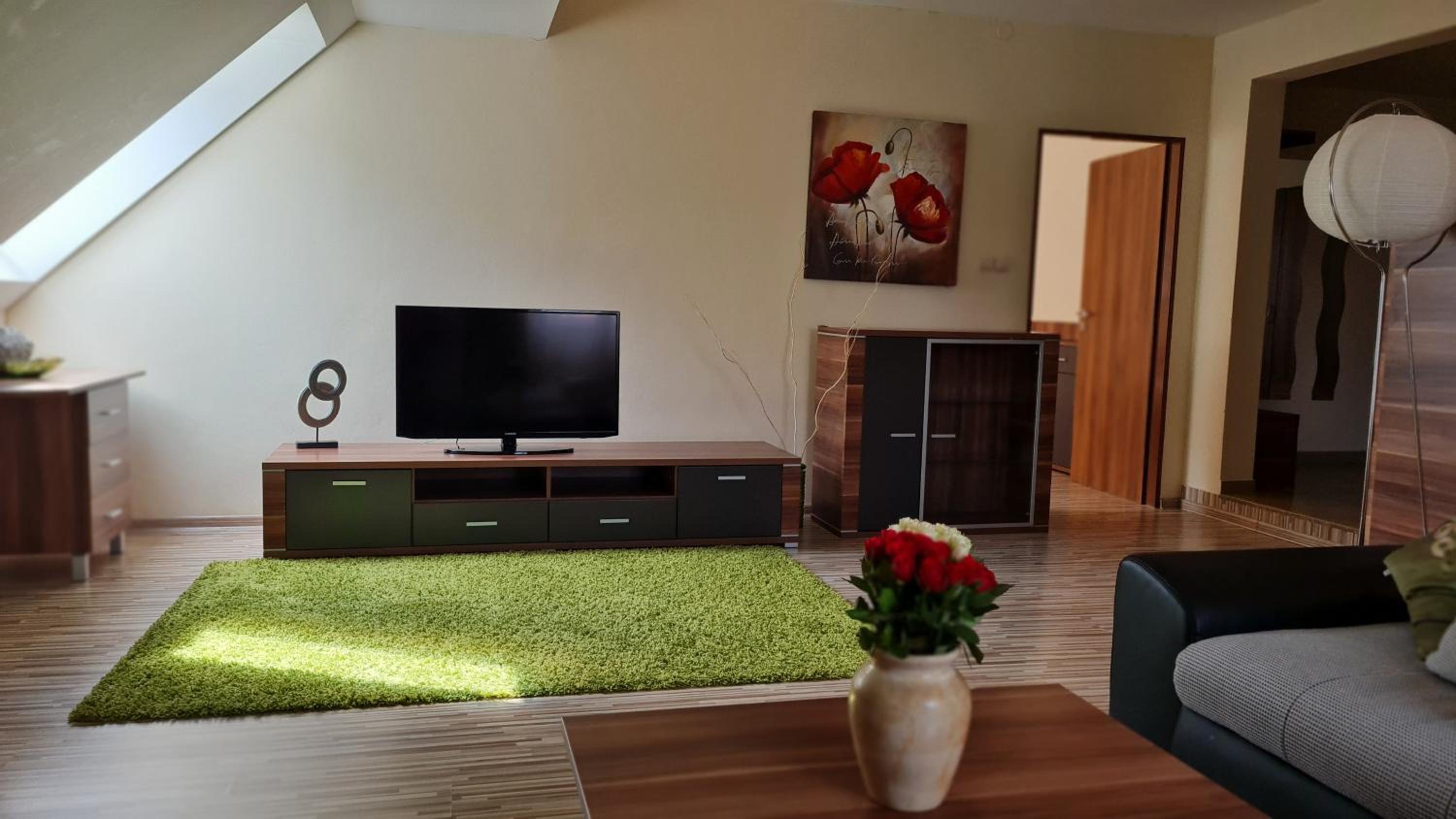 Apartment photo 3