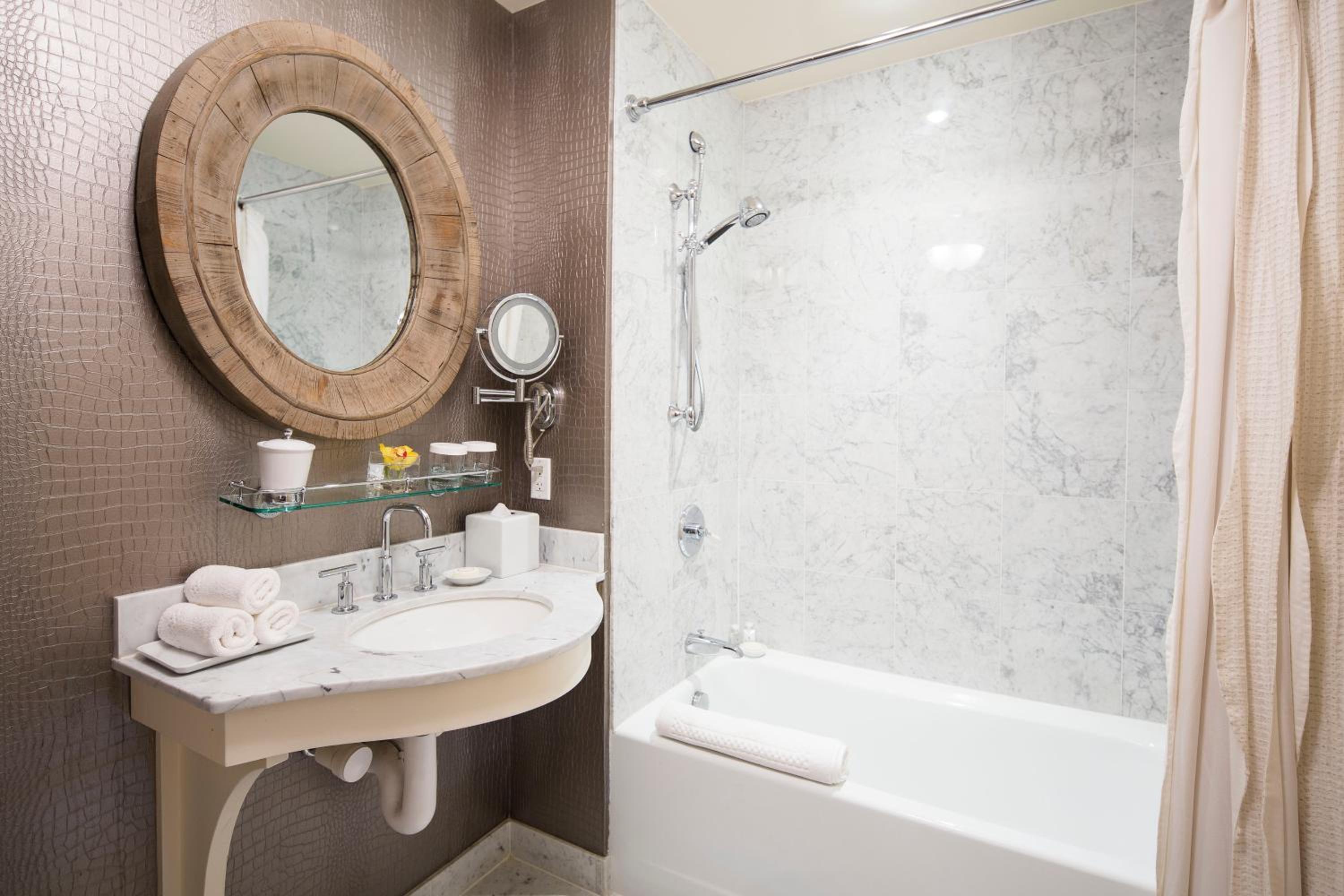 Executive King Suite photo 3