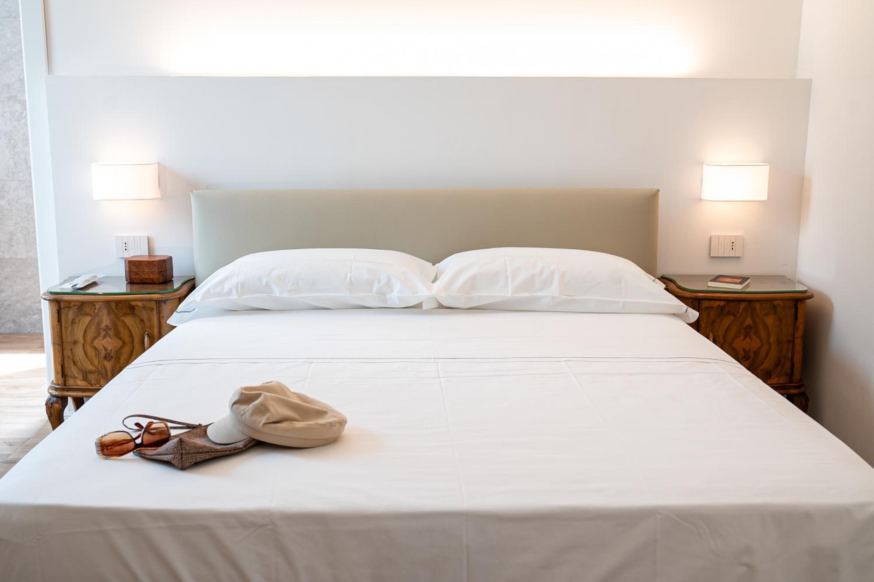Superior Double Room - Photo 1