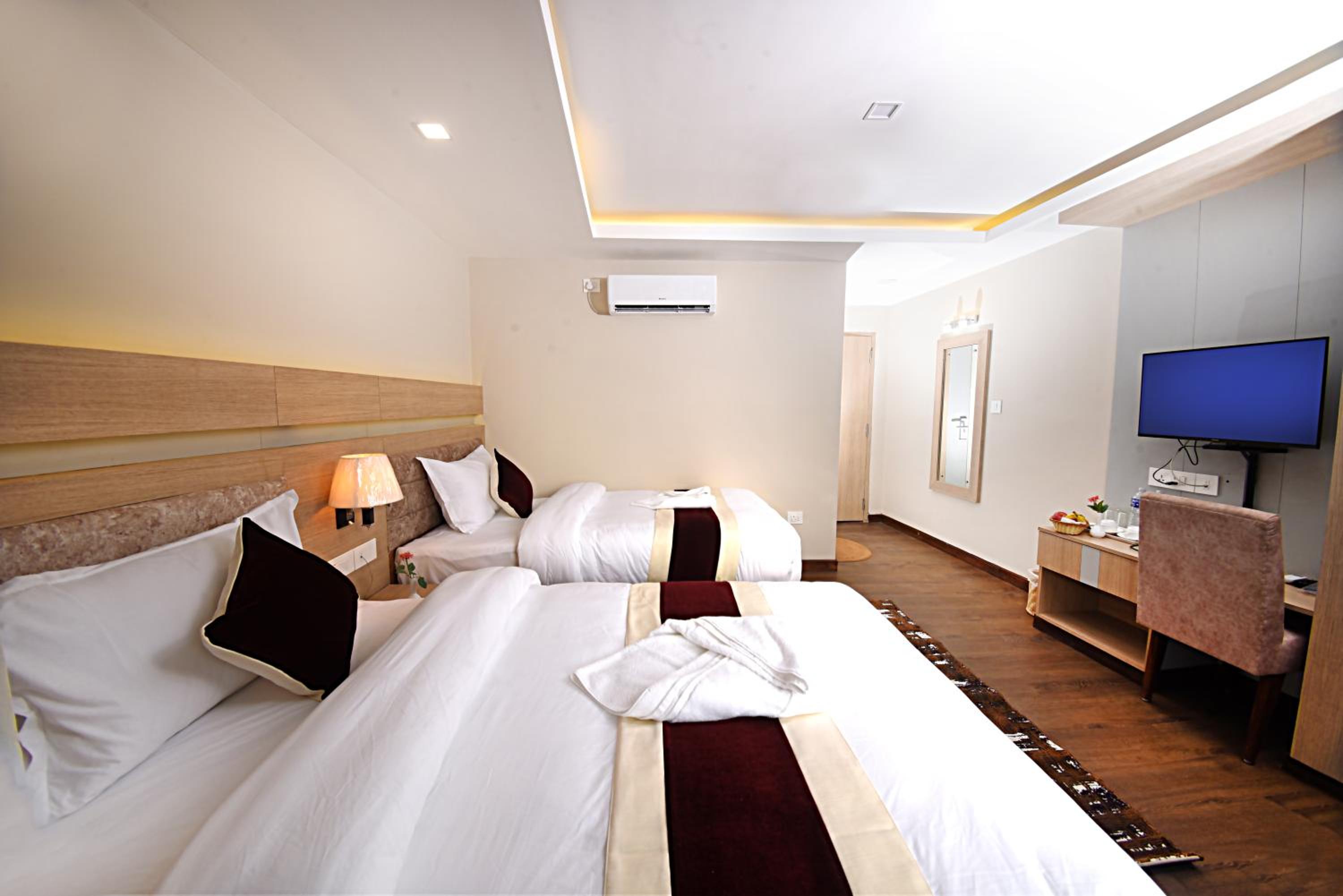 Superior Twin Room - Photo 4