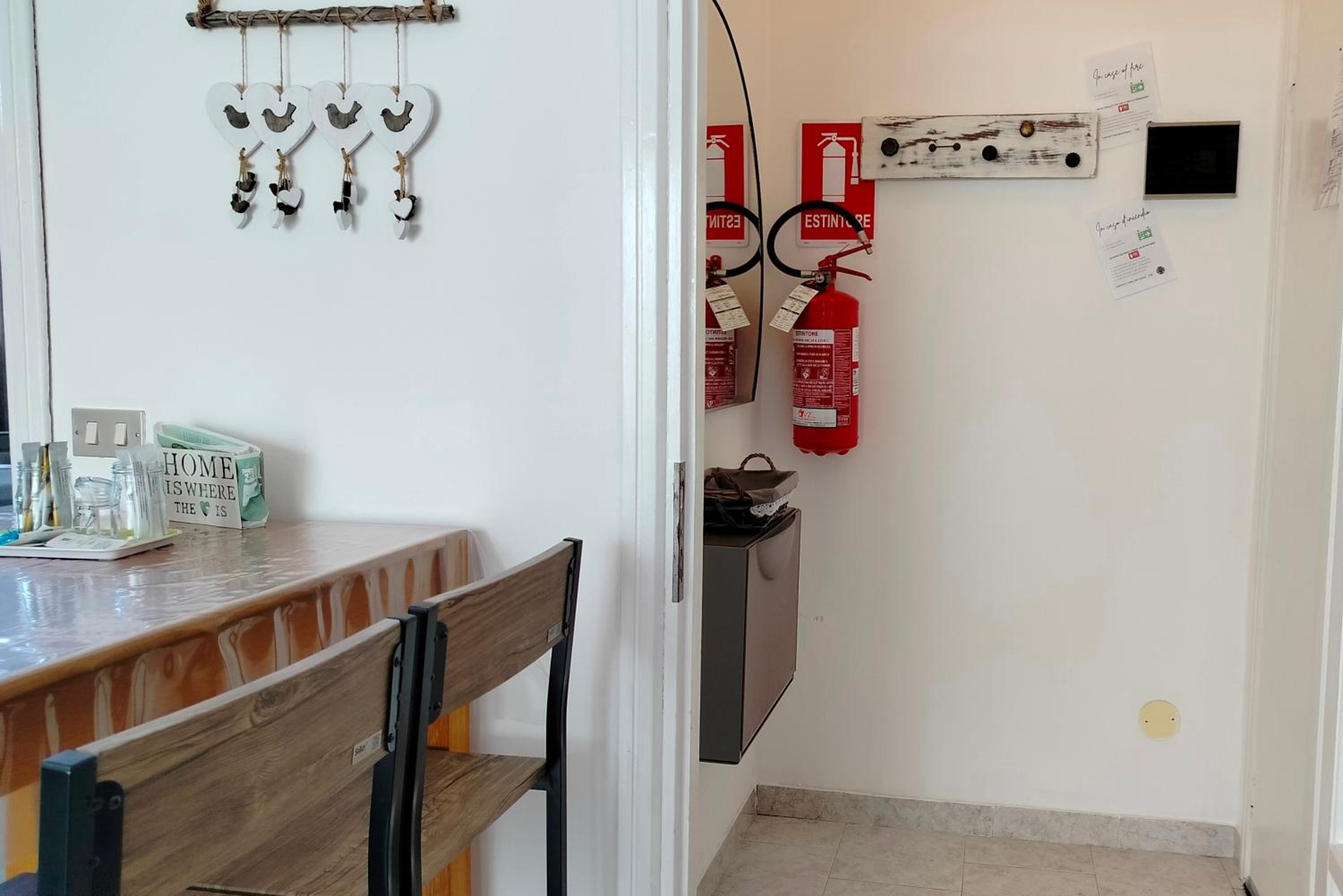 One-Bedroom Apartment - Photo 16