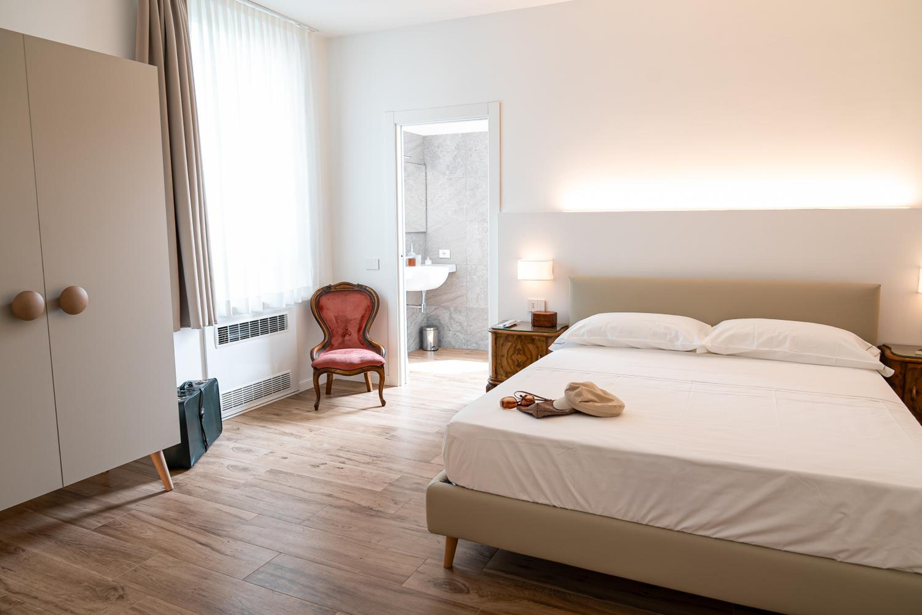 Superior Double Room - Photo 4