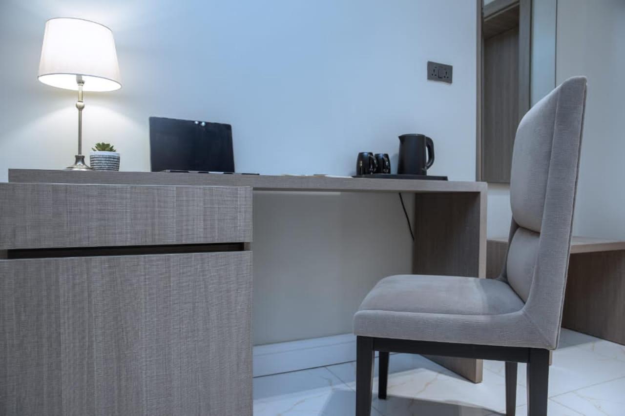 Standard Double Room - Photo 7