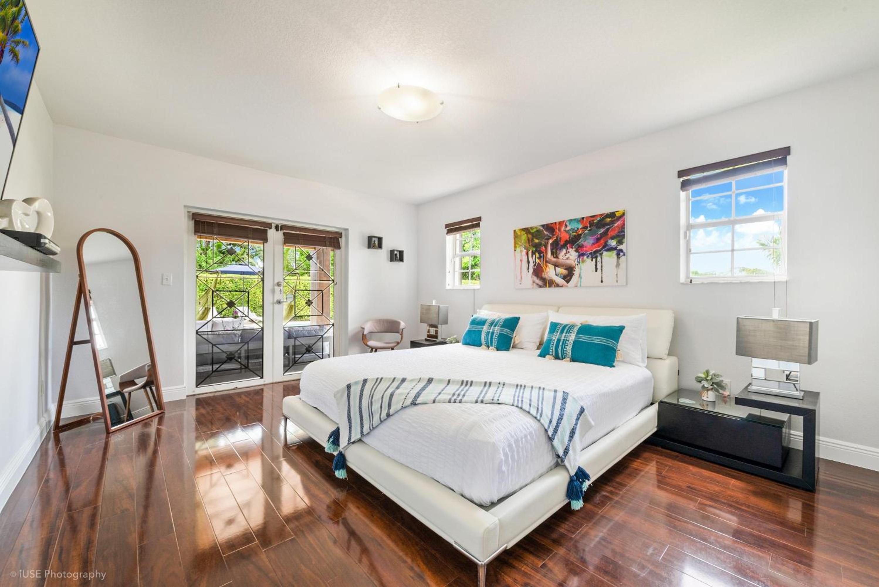 Four-Bedroom House photo 1