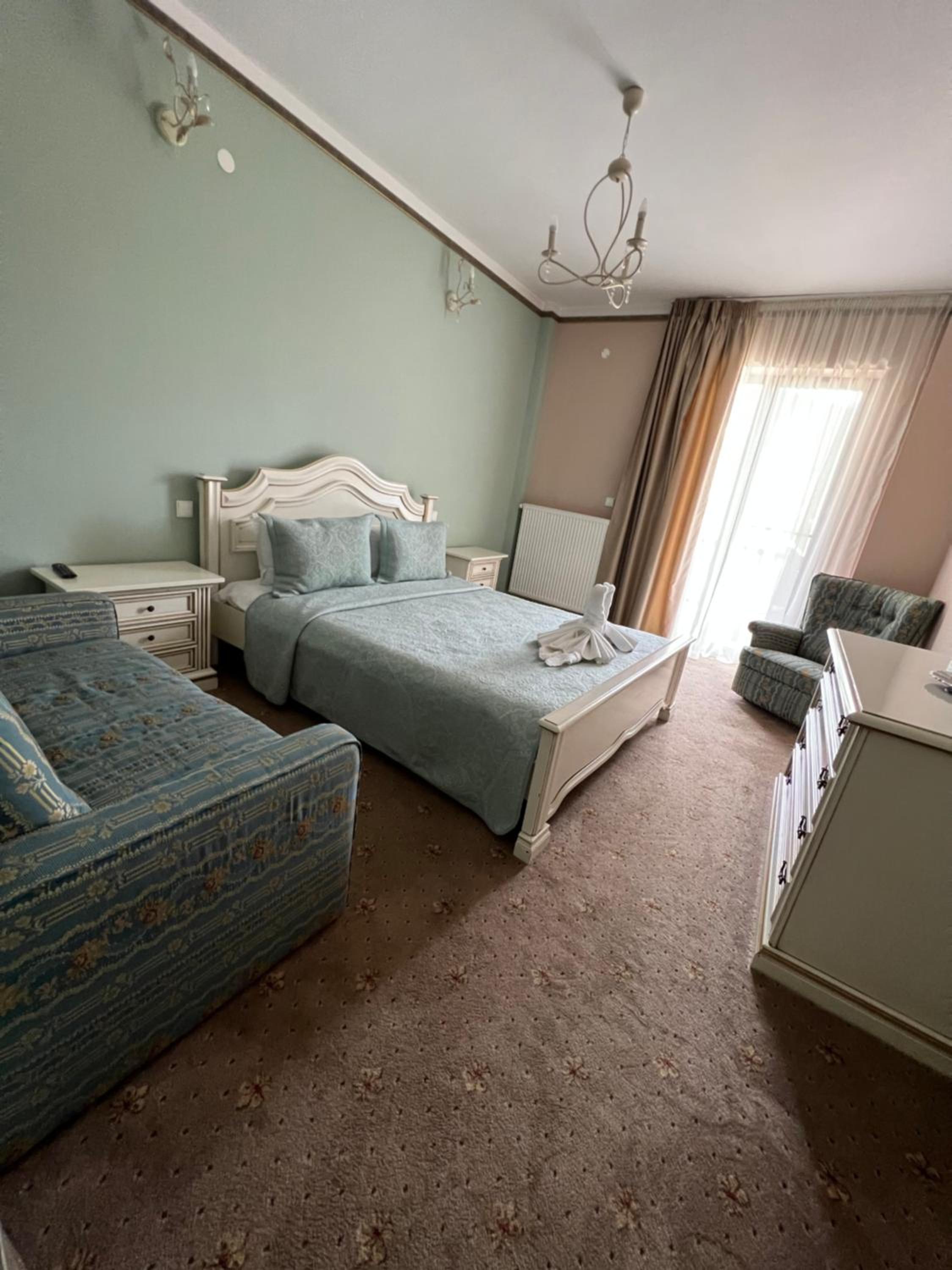 Double Room with Balcony (2 Adults + 1 Child)