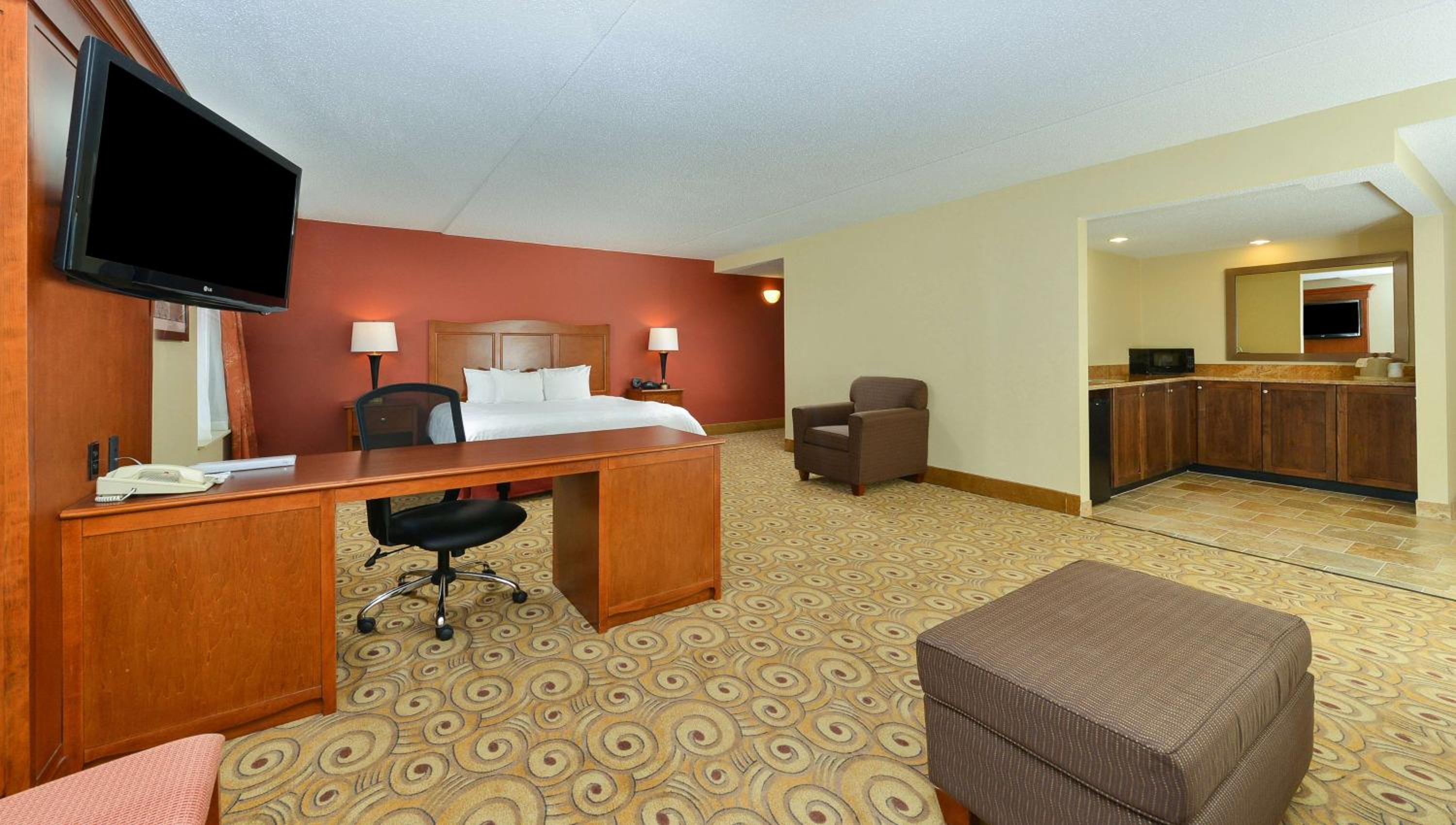Executive King Room - Non-Smoking - Photo 5