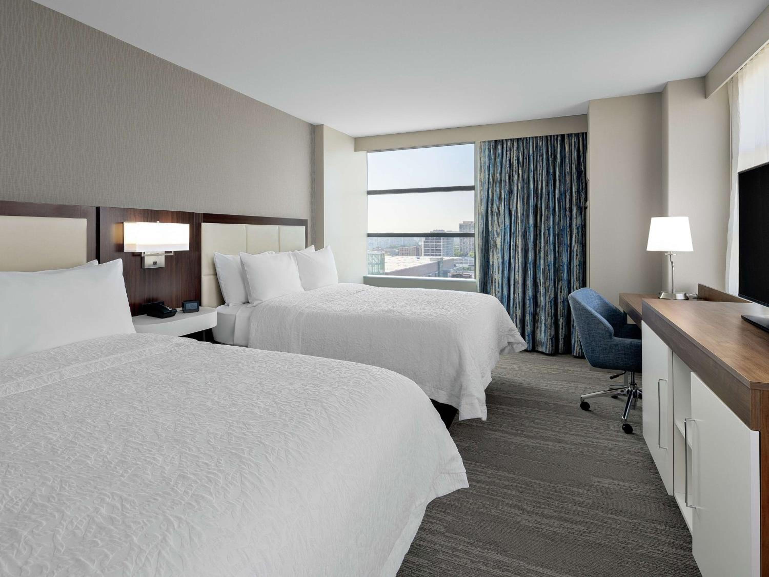 King Room - Hearing Accessible/Non-Smoking