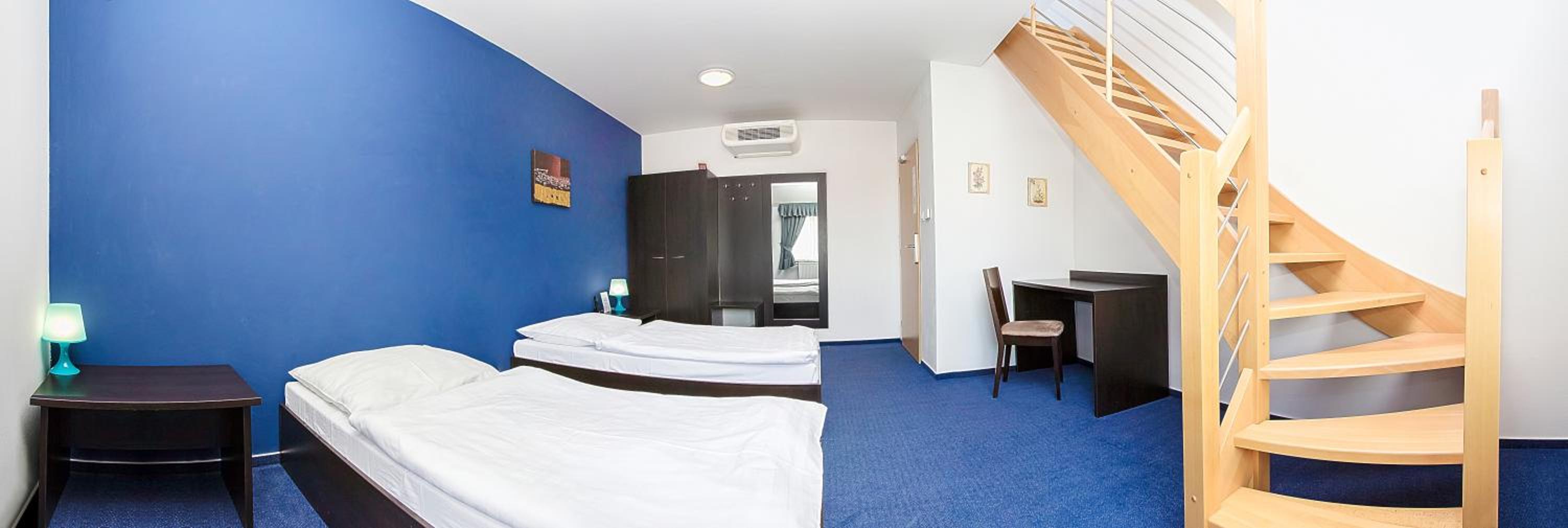 Two-Bedroom Suite photo 3