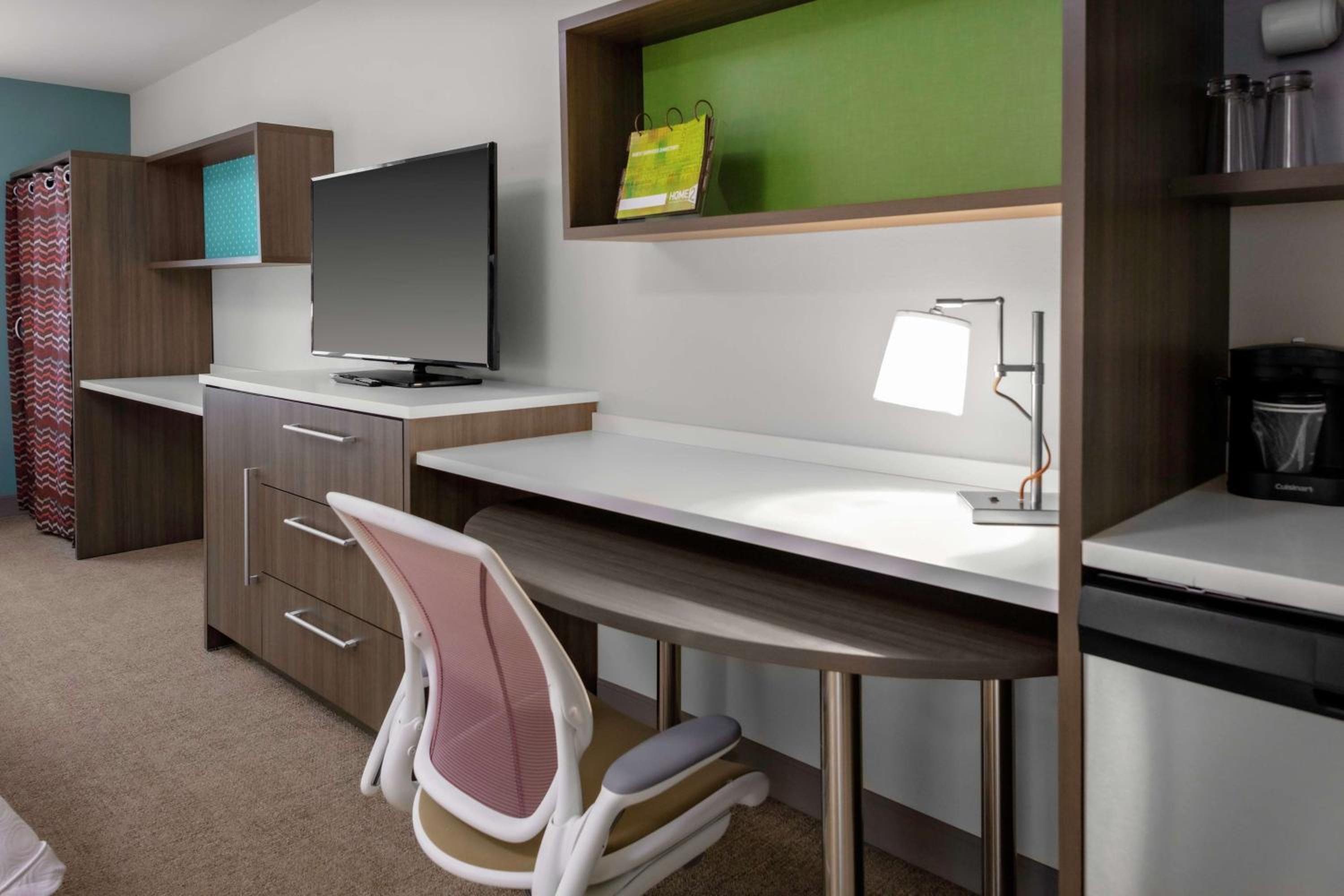 King Studio Suite - Non-Smoking - Photo 1
