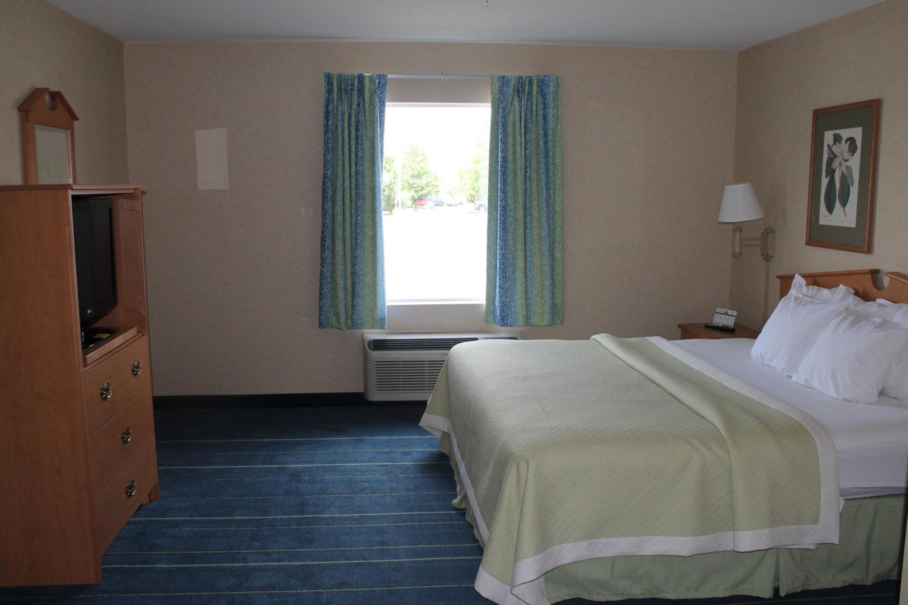 King Studio Suite -  Mobility Access/Non-Smoking - Photo 1