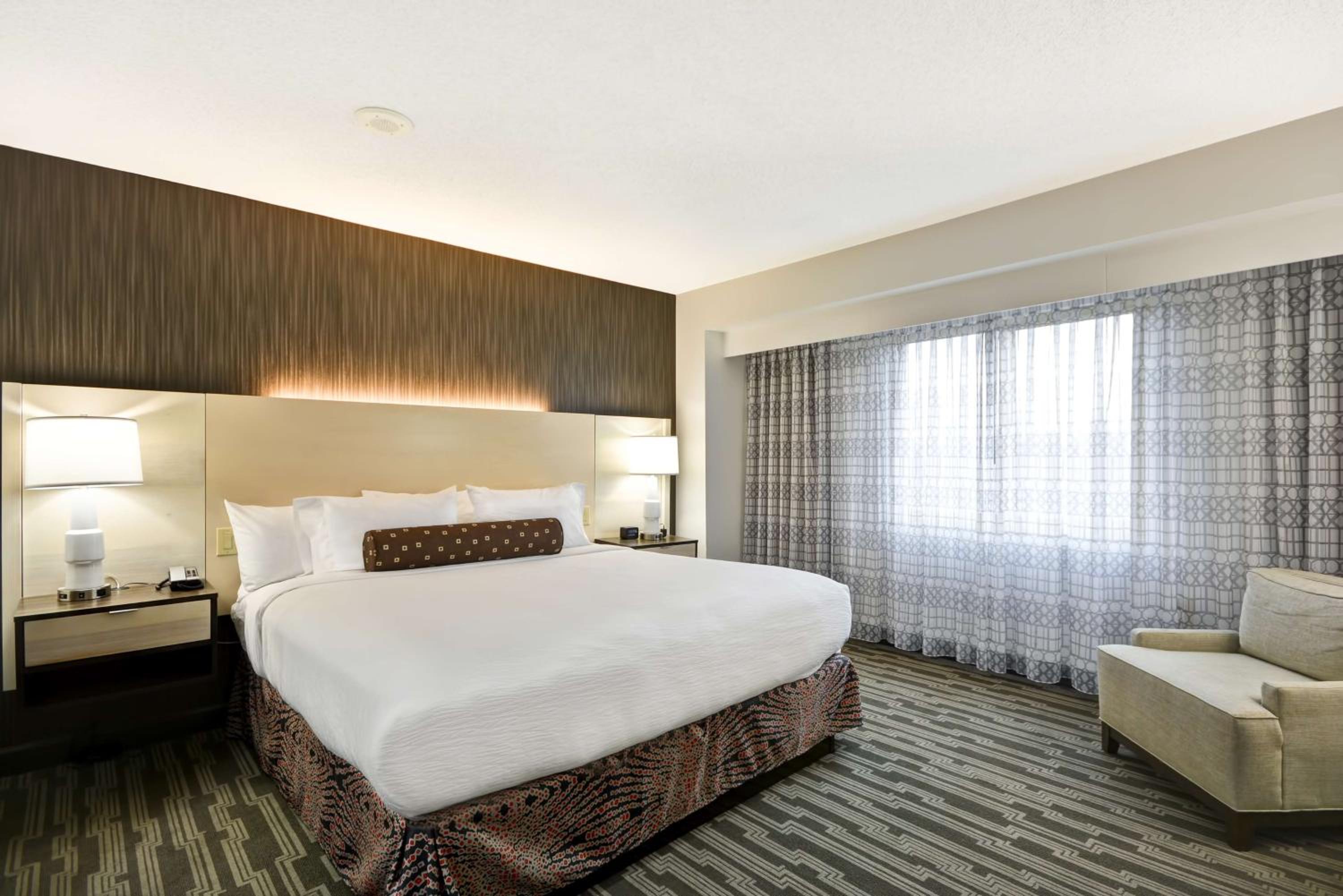 Two-Bedroom Presidential Suite