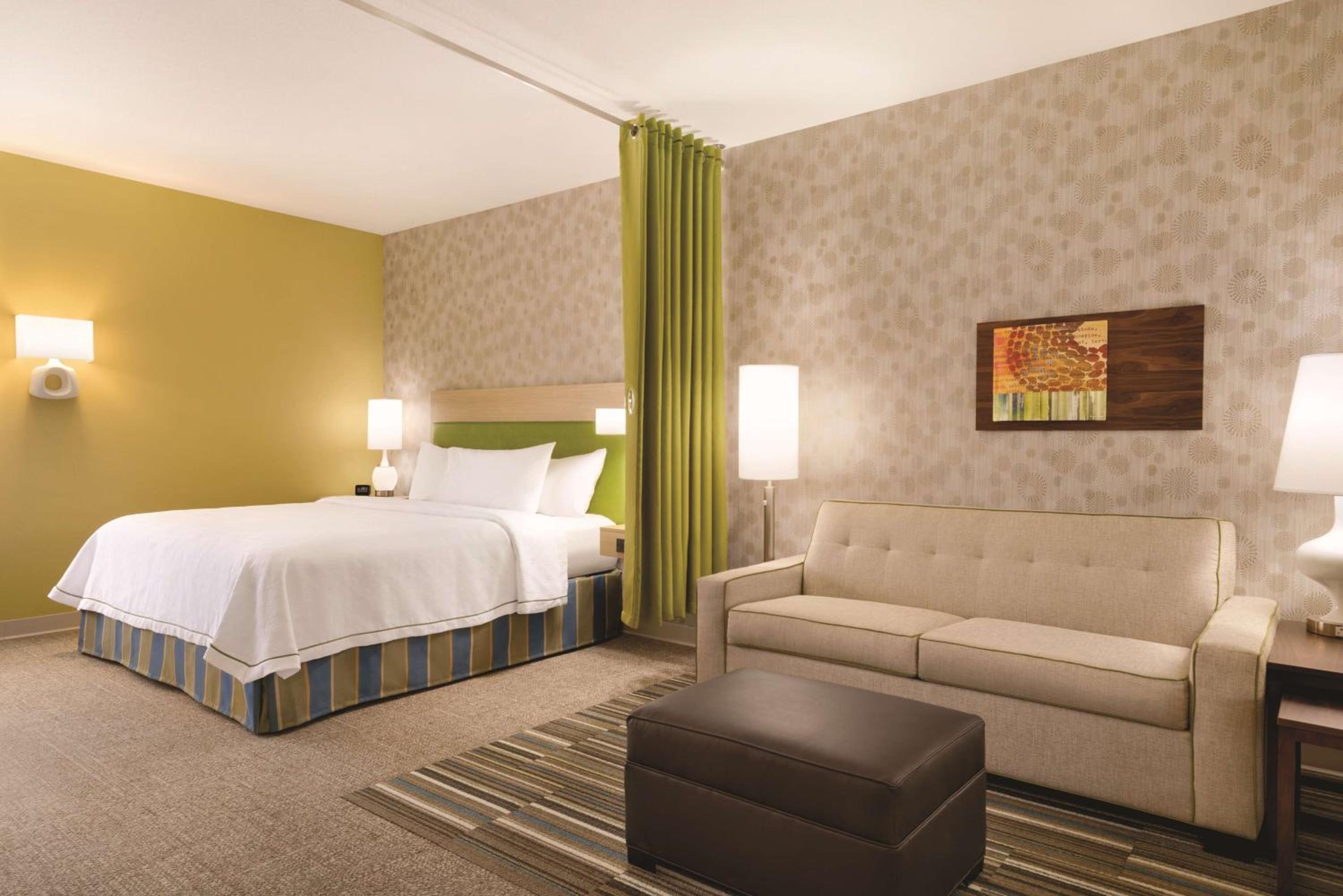 King Studio Suite - Non-Smoking - Photo 1