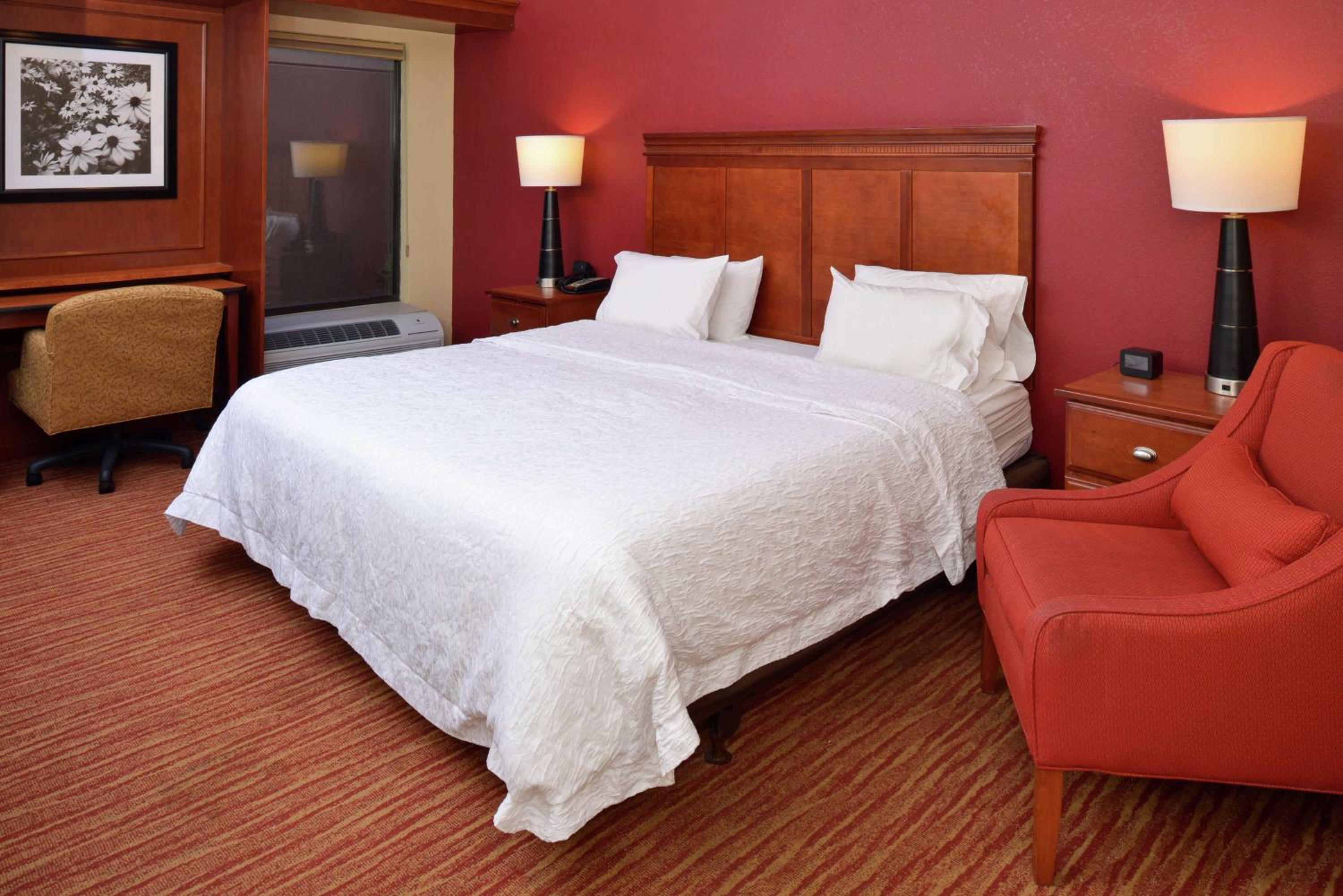 King Room - Mobility Access/Non-Smoking - Photo 1