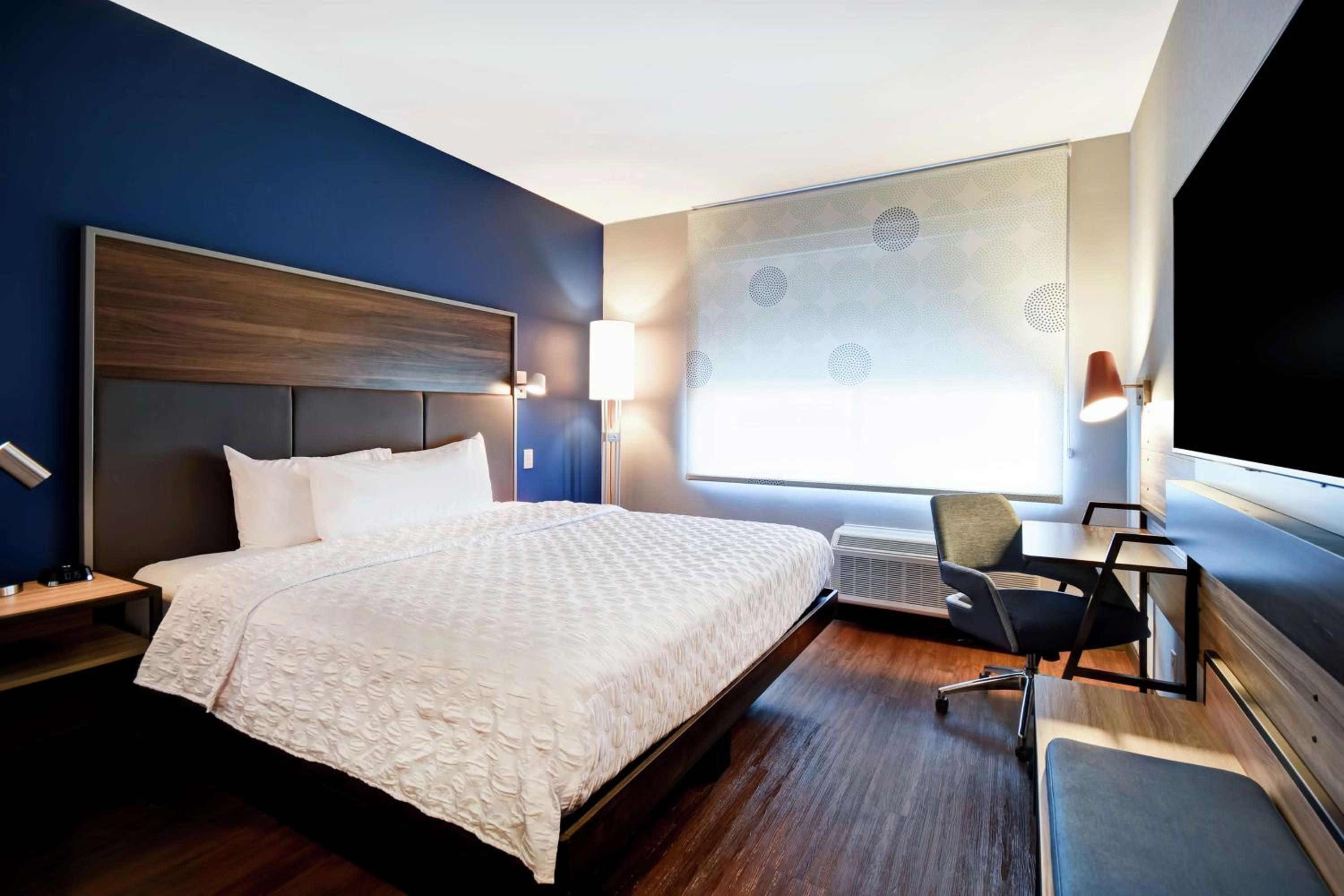 King Room - Hearing Access - Photo 2