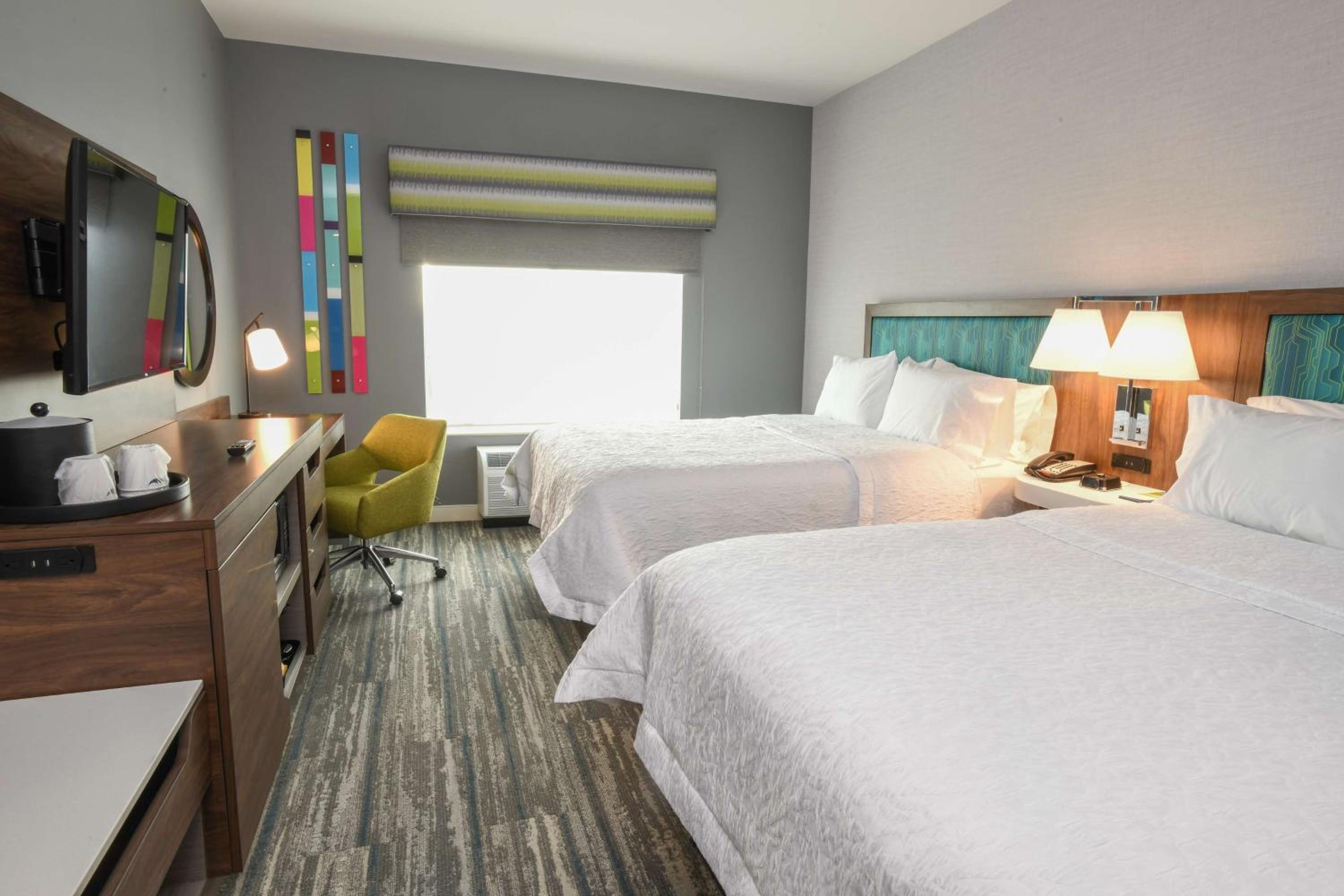 Queen Room with Two Queen Beds - Photo 1