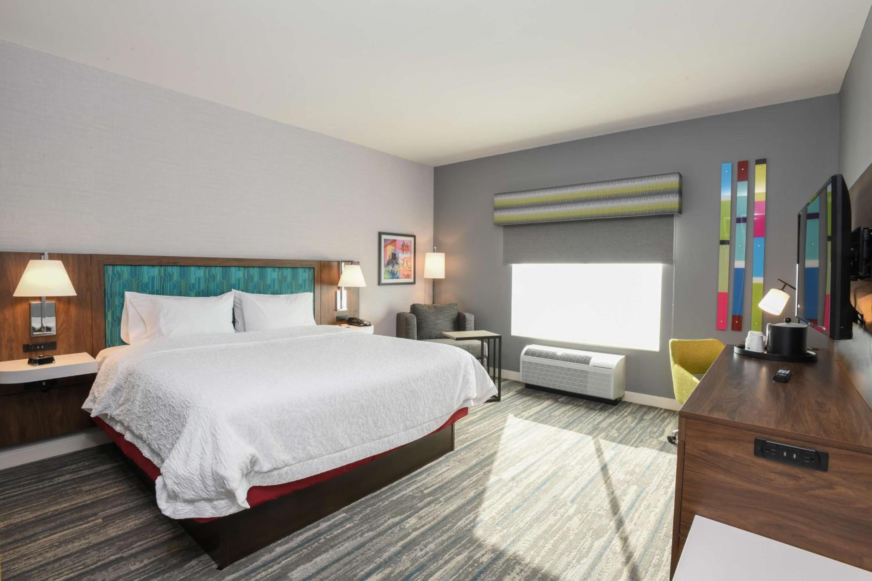 King Room - Hearing Access/Non-Smoking - Photo 1