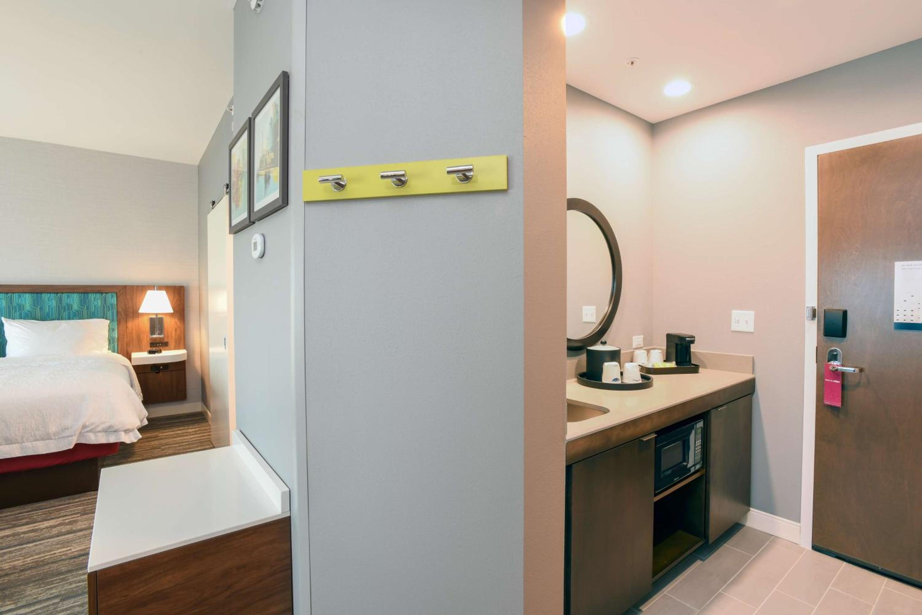 King Studio Suite - Non Smoking - Photo 3